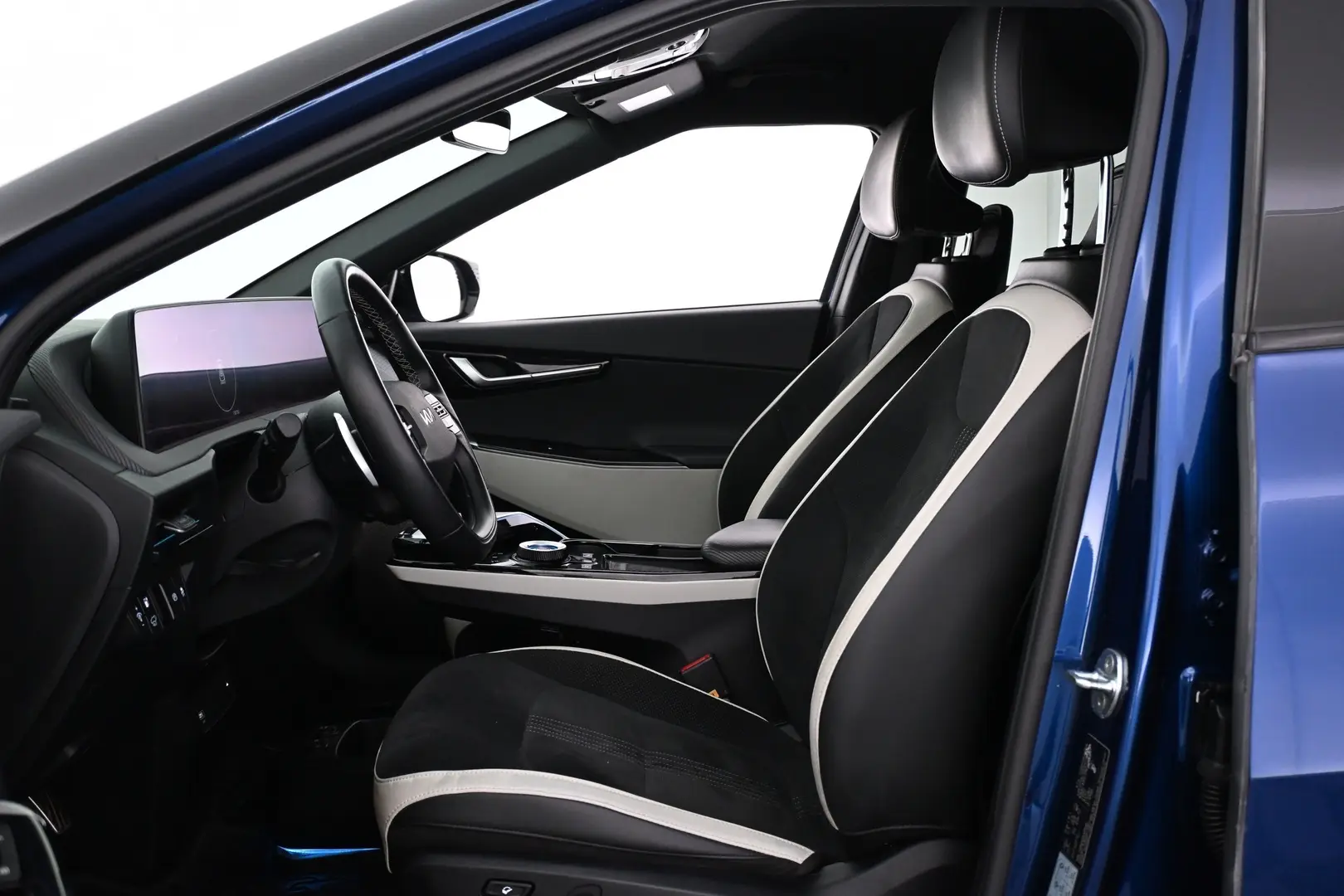 Car Image - 2YRoVRdG9RwCRxtizFwOpQ
