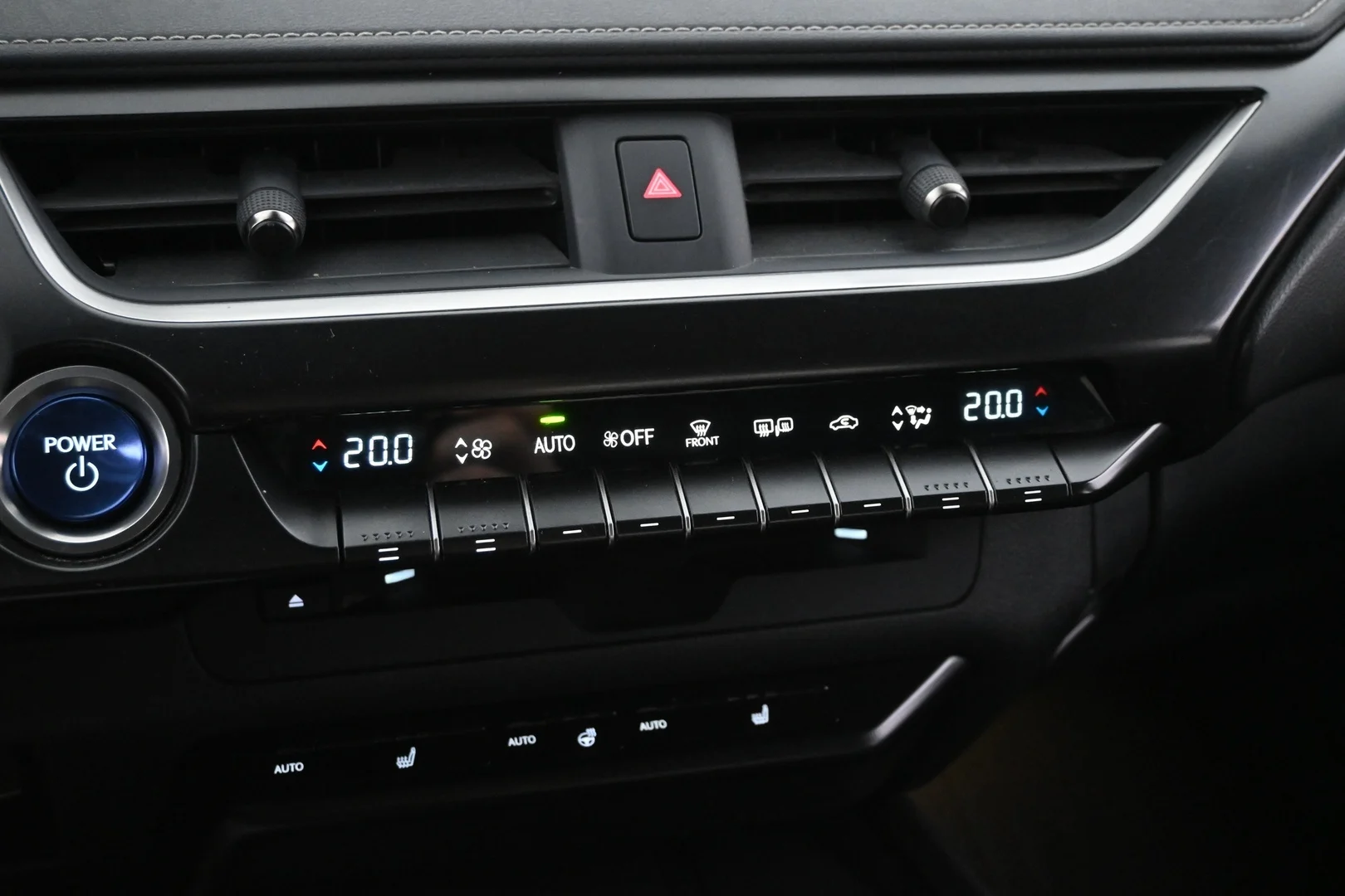 Car Image - 6L98iUJz5FVYEyFAFu5ADp