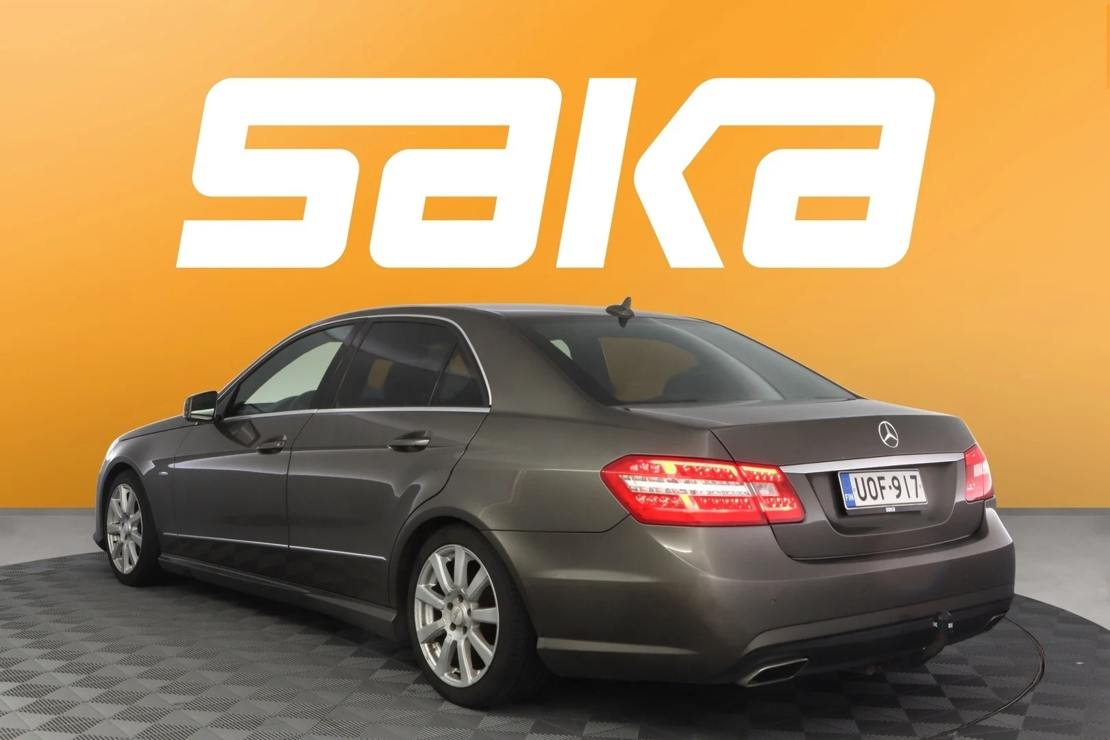 Car Image - 1CnptYq88qIz83x1eukLfc