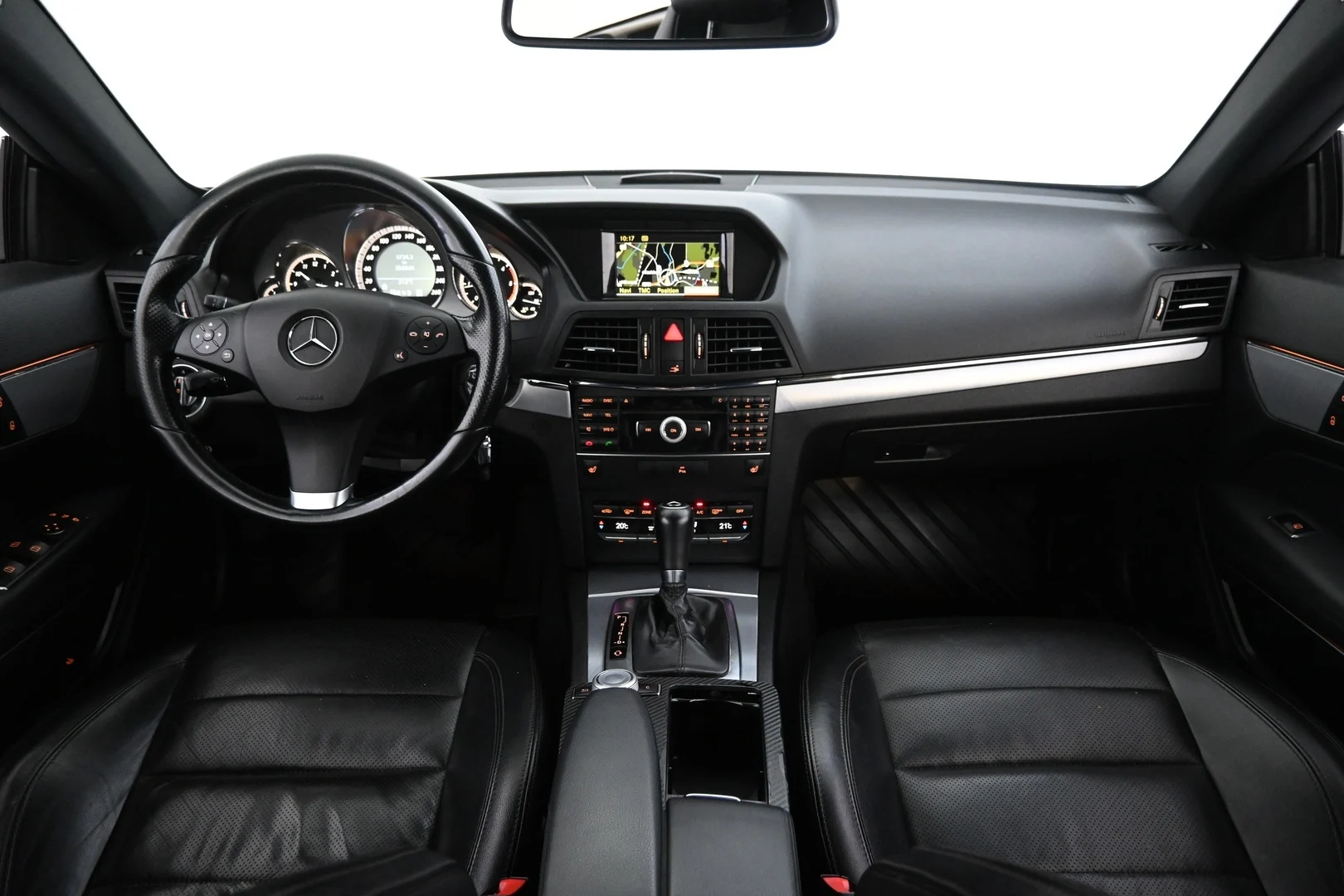 Car Image - 6grdrfJCHJnnmjxyrIzPSa