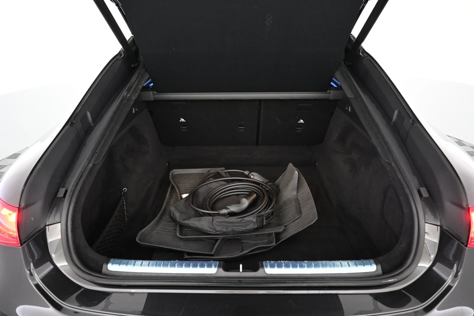 Car Image - 4UrZlNYs0eOdEzWLYT96fp