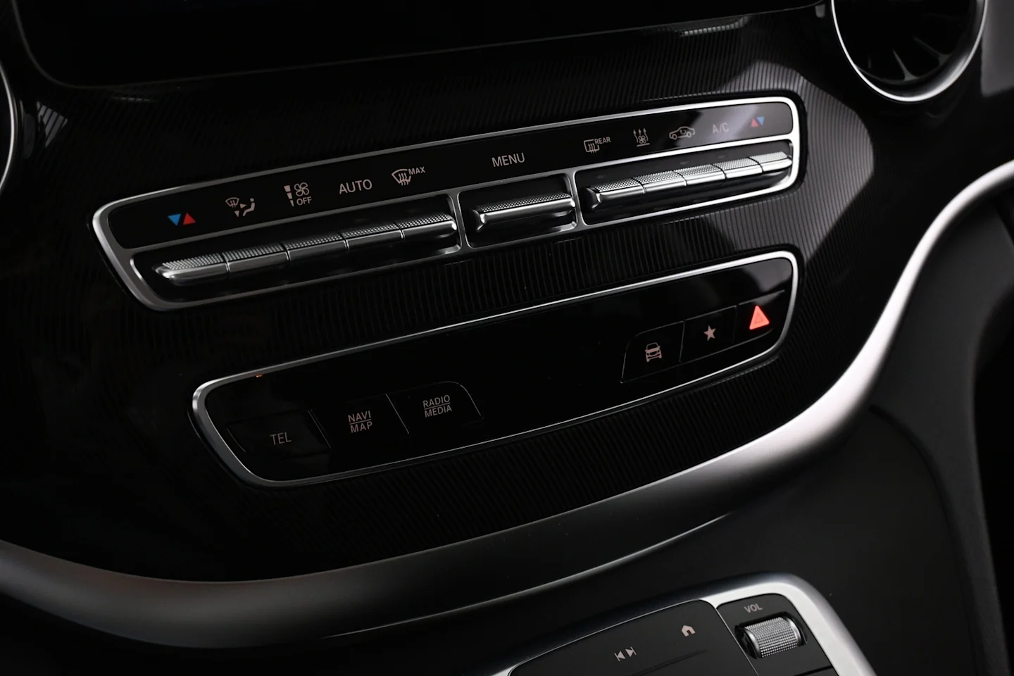 Car Image - 2wG2QD1PQkFrjMiN9UdJkV