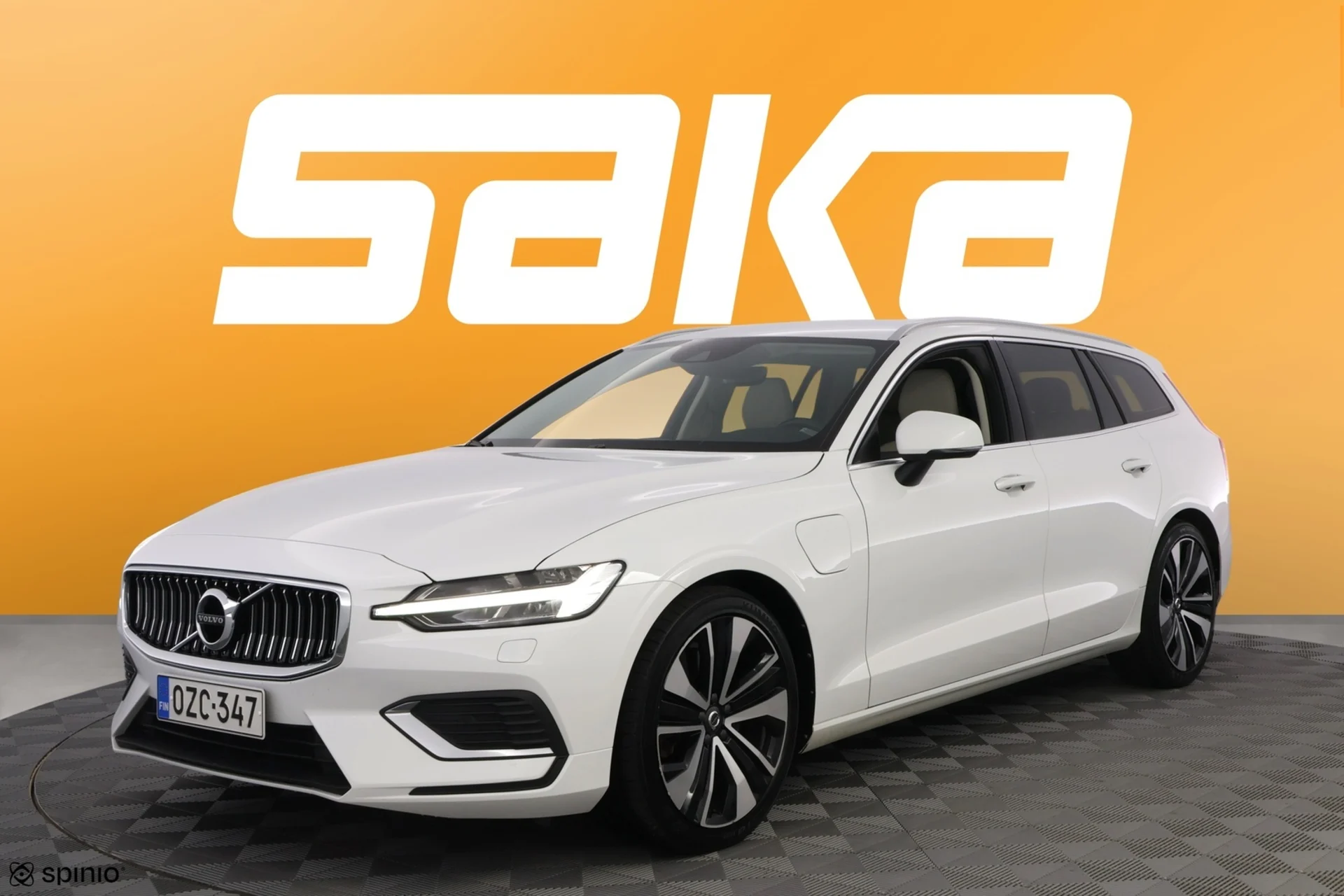 Car Image - BOeo3idWg761DcYUrPY8O