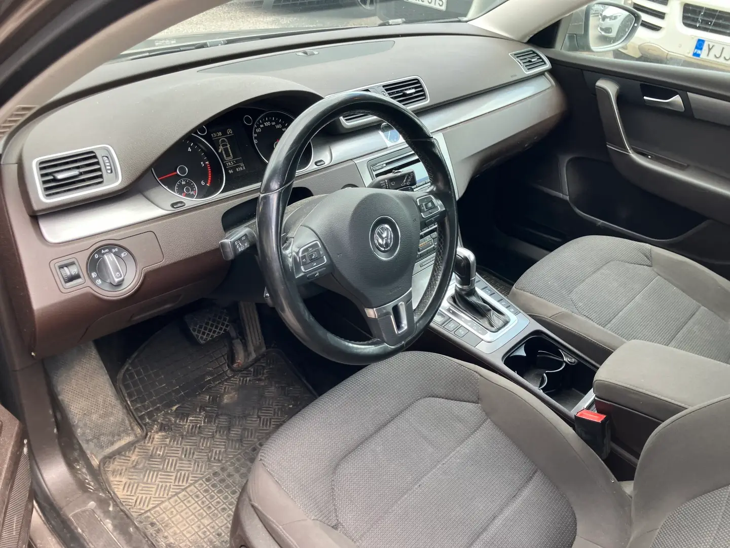 Car Image - 289ddDHBH8cvAPfyo03Eqr