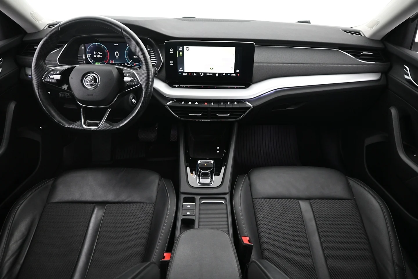 Car Image - 1RX7nvPWSSfk0Zmnsu7xTo