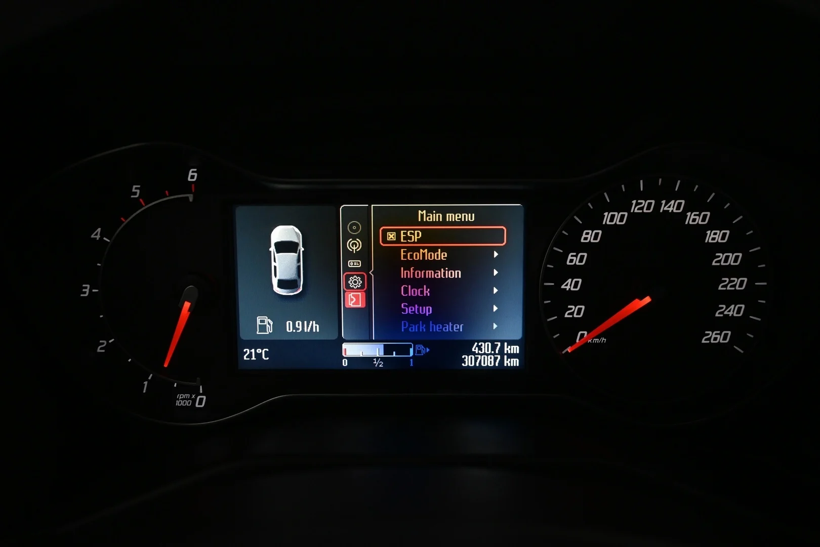 Car Image - 43P0NgehOPdwyfXstAv9W7