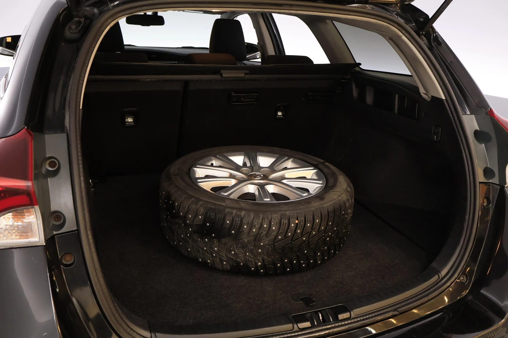 Car Image - 6yndvKqwWE9E2xqJR45MYL