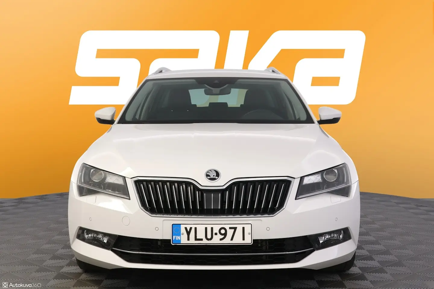 Car Image - 3t1loH9DVwnJhiaGlrKO5c