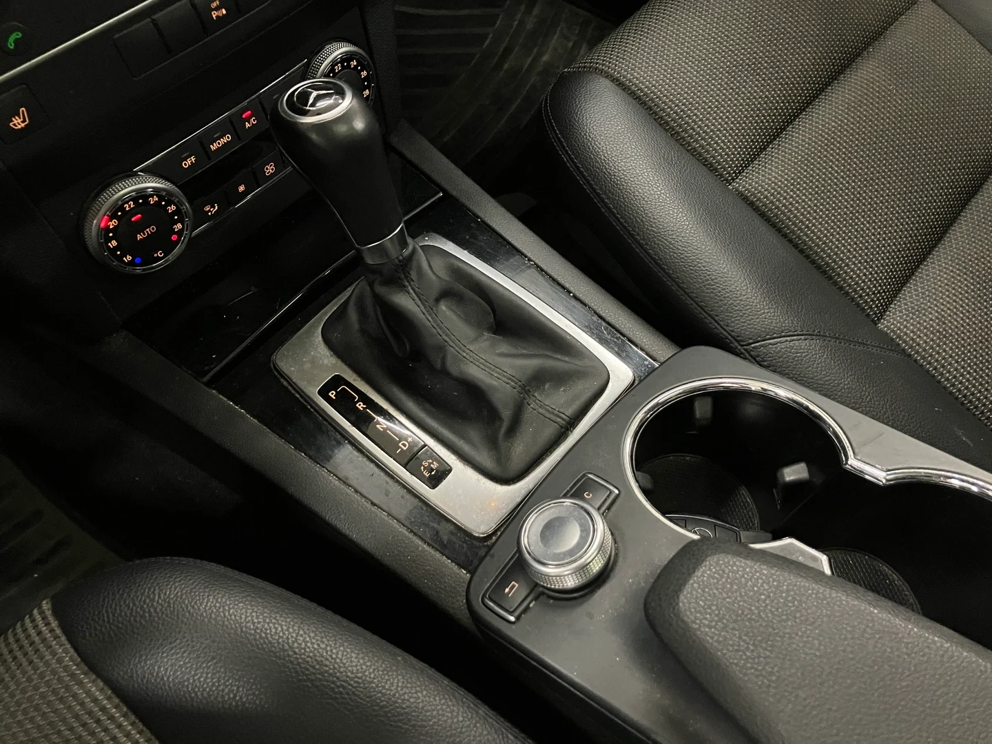 Car Image - 6rvEEN9IzPZvfLeBVi4cSh