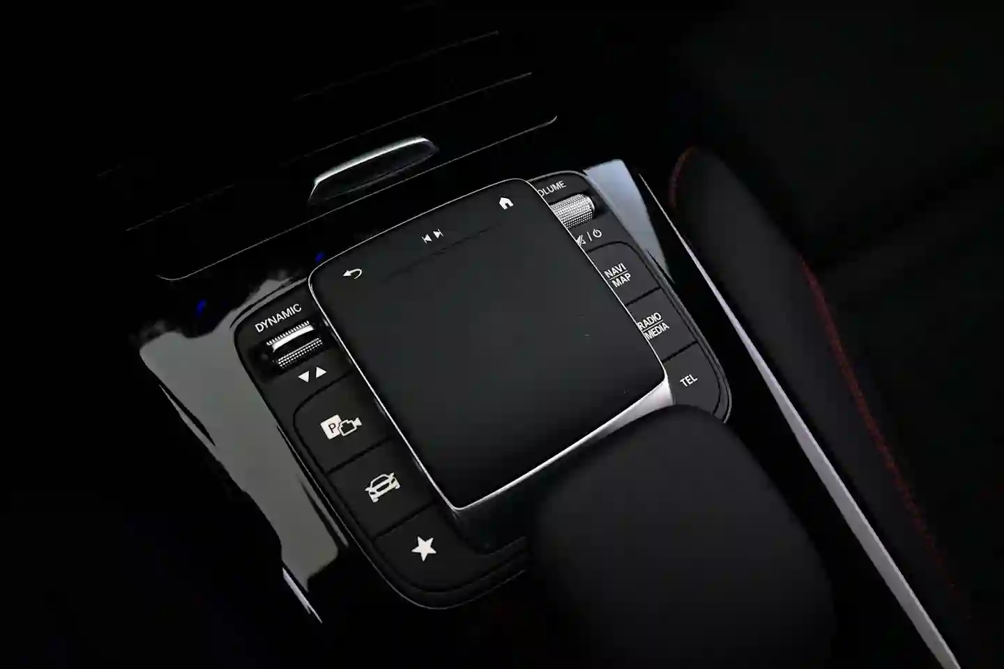 Car Image - 3e7RG8HleVXFt3MjgG4Dzu