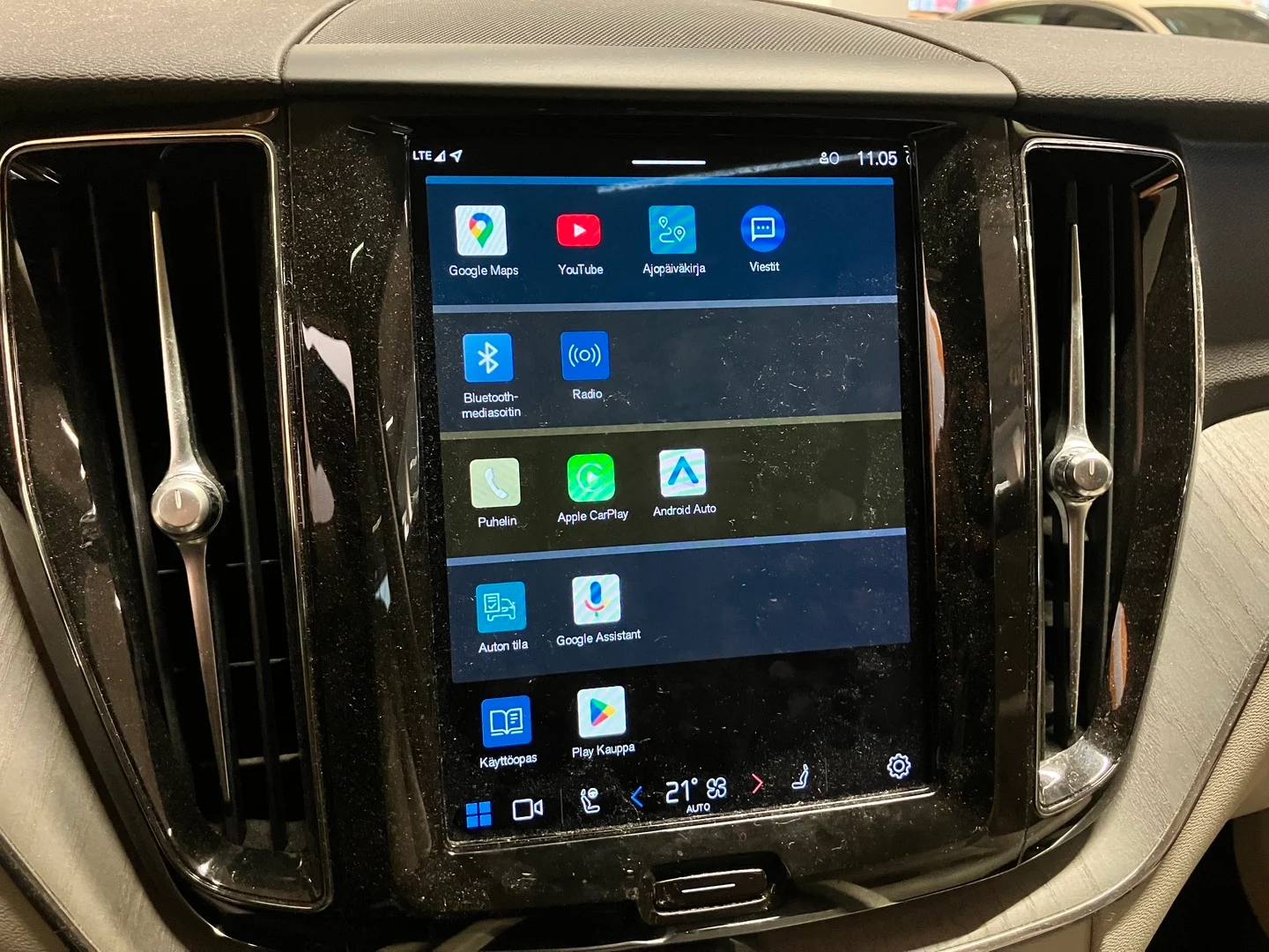 Car Image - 7sbhePQxxbdK3mZAs9Kt0I