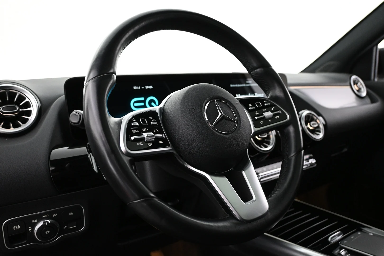 Car Image - 20ATe9tPlO3desS5818KlB