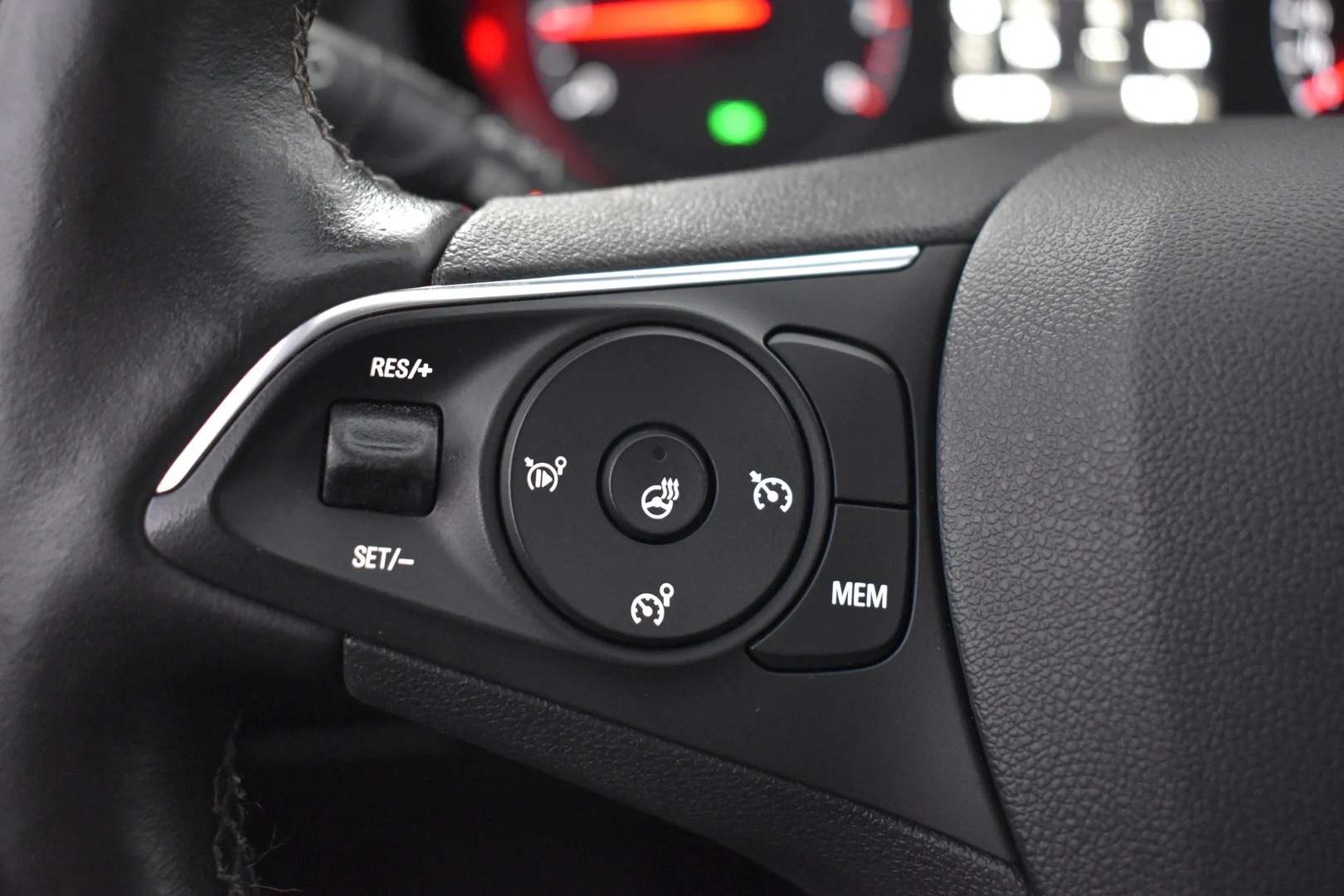 Car Image - 4hfOE1LPkdK1ELtTsx3tPW