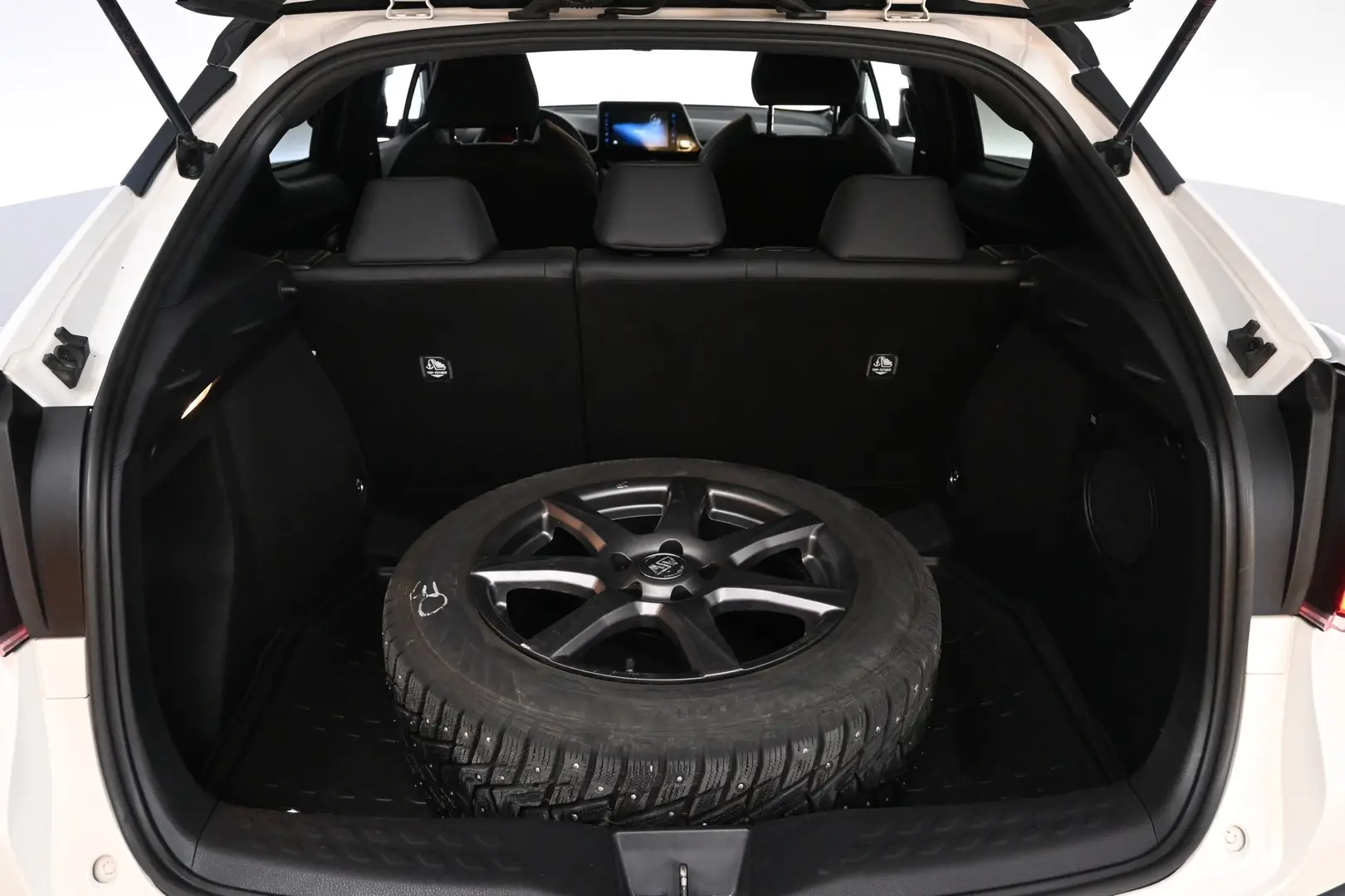 Car Image - 7Jsq83IFjLmw4o1KXUrorb