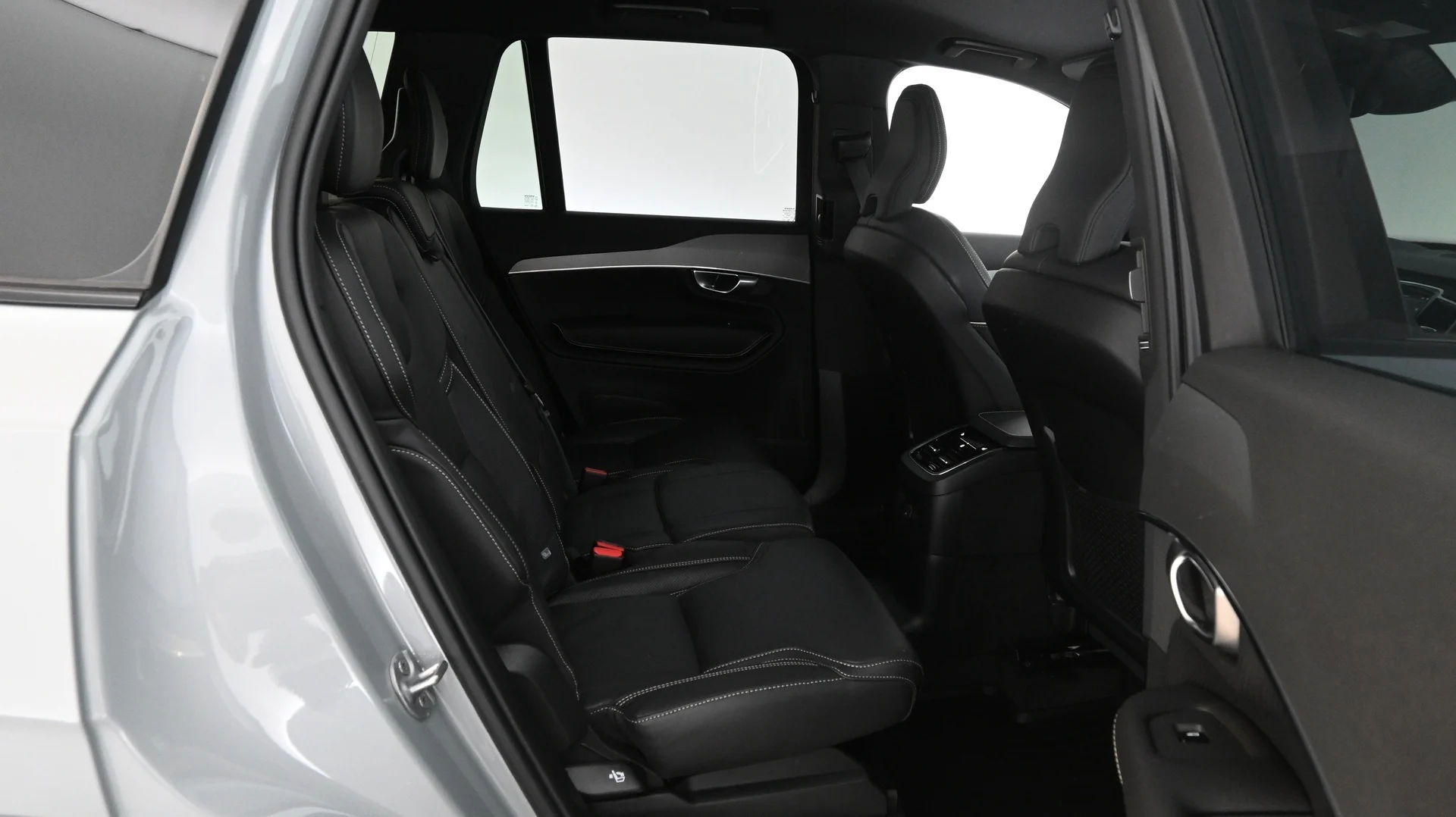 Car Image - 14obBX9CDBYcvL1pL2j0VC