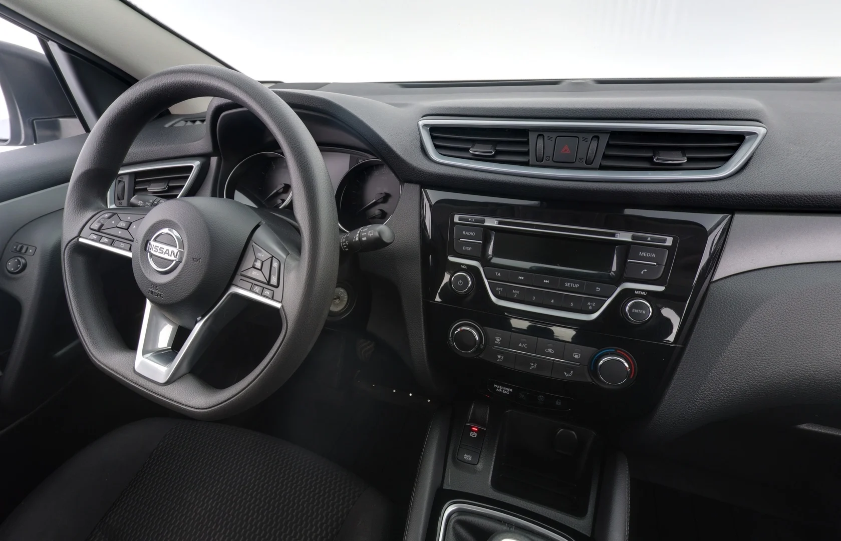 Car Image - 1Ic3qkkxBy25JEwvtmq1MR