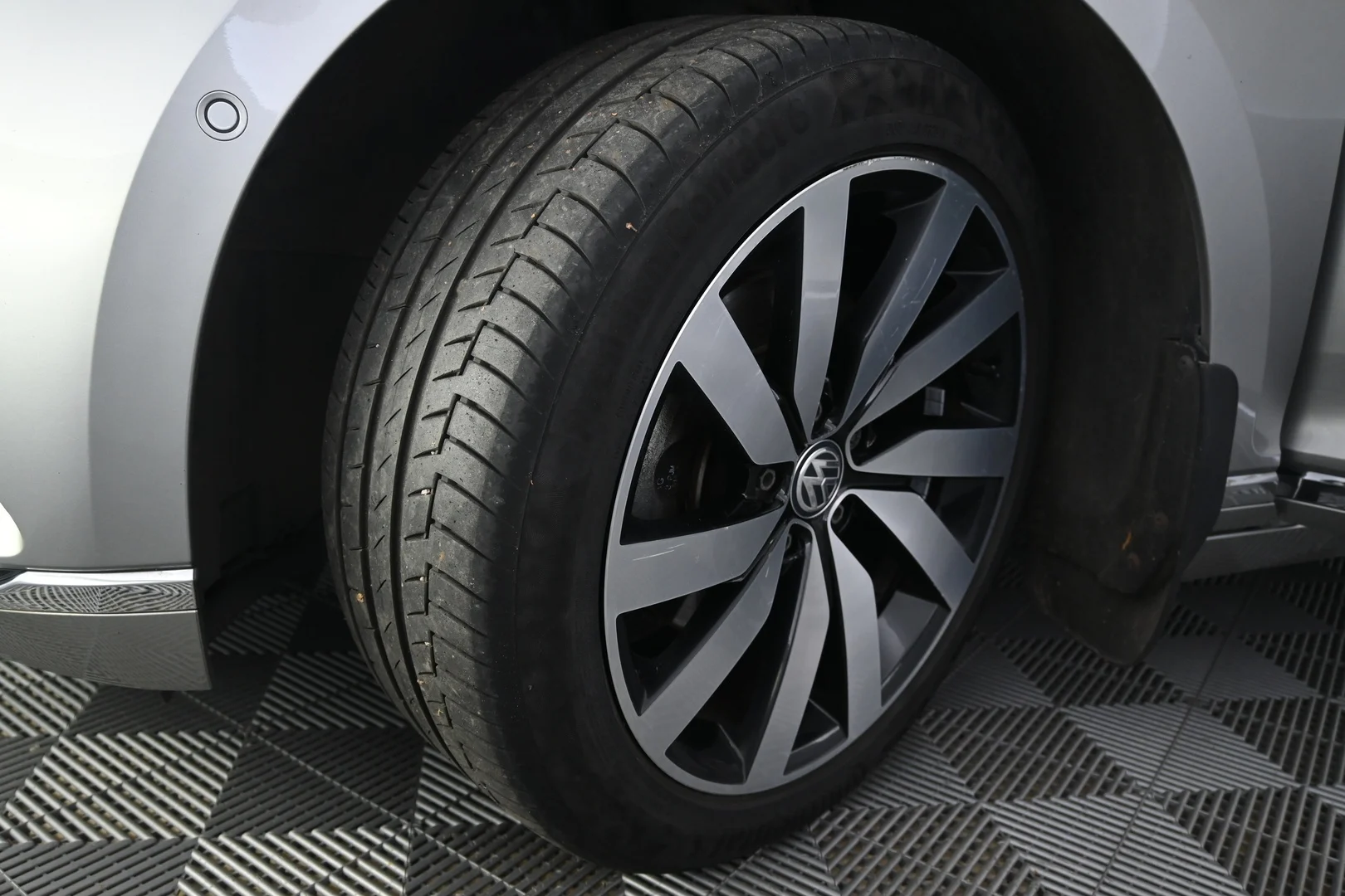 Car Image - 4lmaiNBPDDsb0yZdYsIcMC
