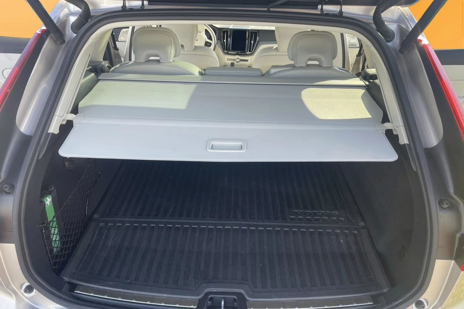 Car Image - Y9iMFUNIoDDiY1XkVHt5b