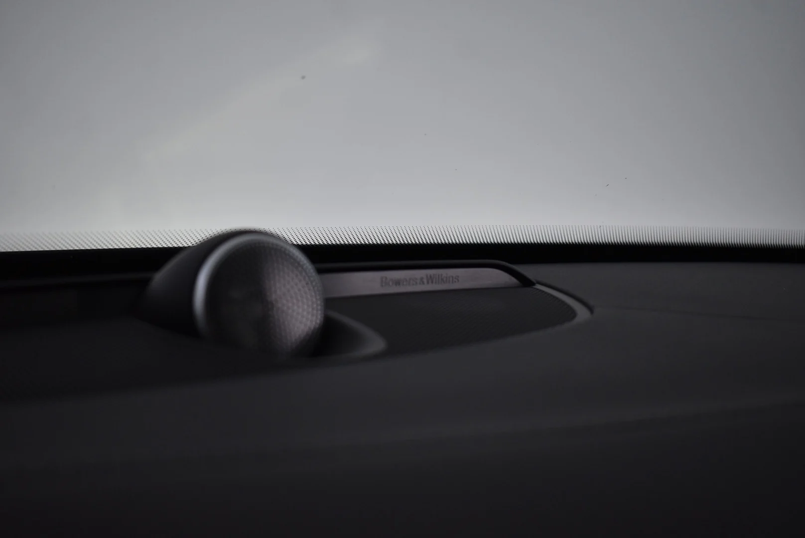 Car Image - gCN4XkbBXqFO25tAgJLjb