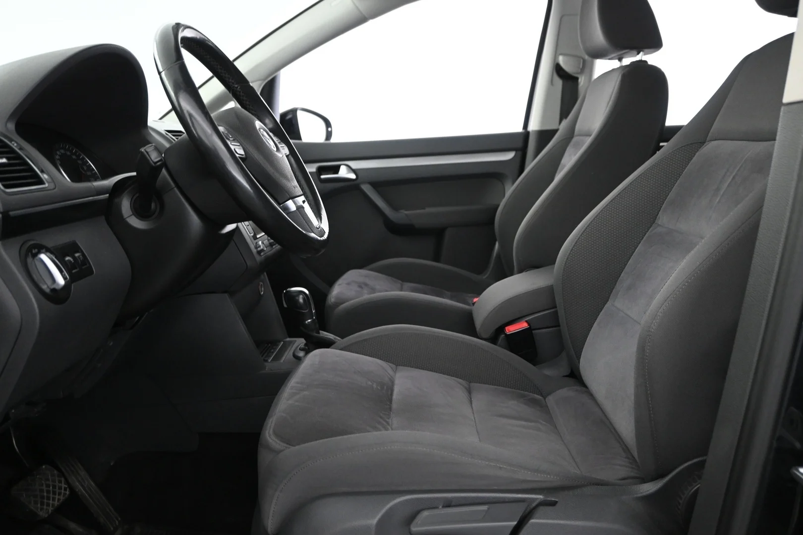 Car Image - 4rptsyYa7xMrdYLLwprPZR