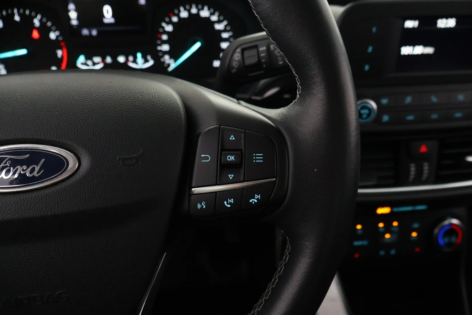 Car Image - 3yEBZR1fQfQgDigsBKFVXJ