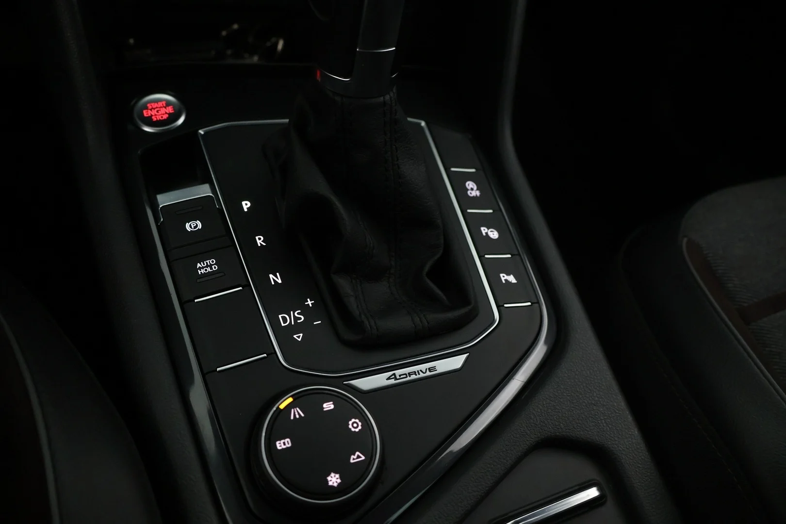 Car Image - 5onPcGBnyu9V8yTneK5Kfr