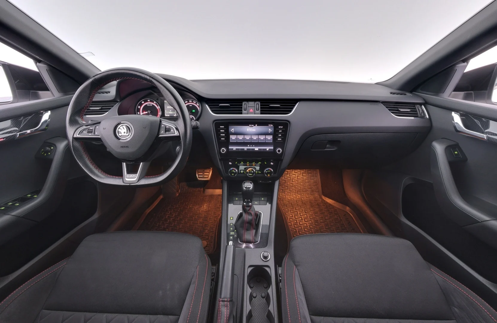 Car Image - 4sRUULHmLOjHc8s4tr56nn