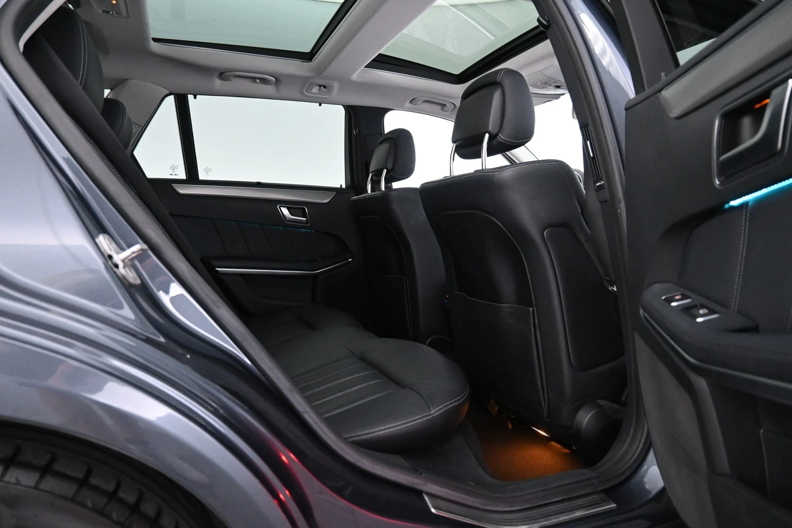 Car Image - 3VddRxYoErE5hZ0FpxZrZz
