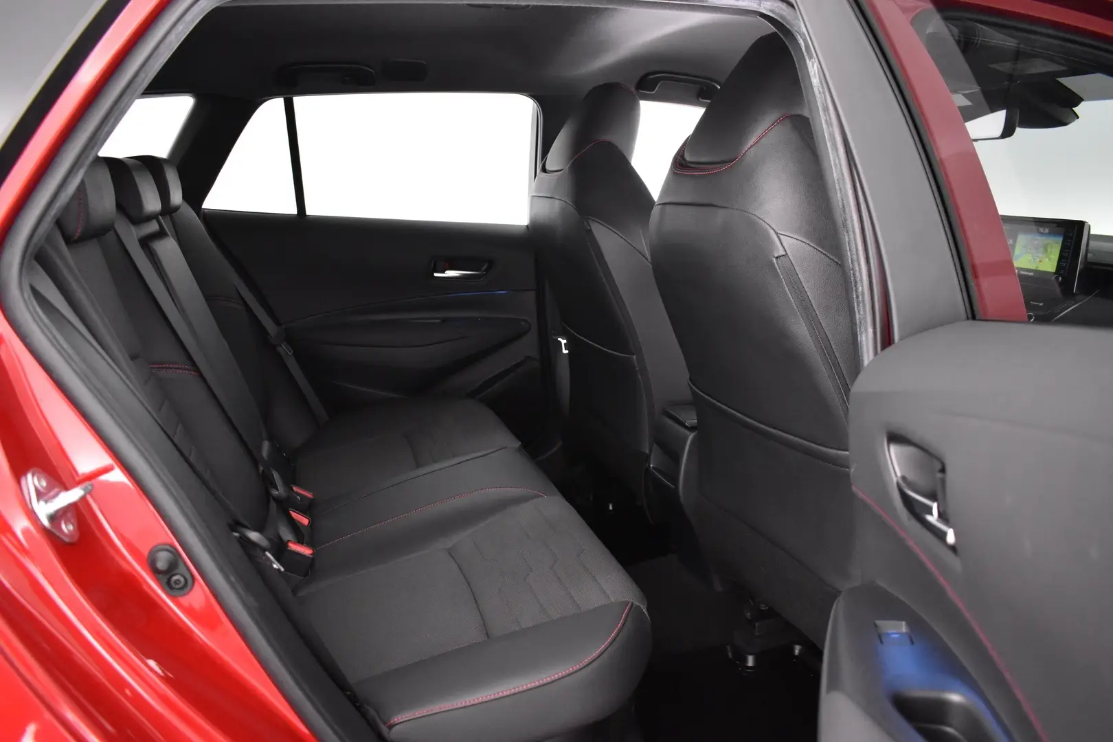 Car Image - 43Q5LSQniUnF3fVyDLxzUV