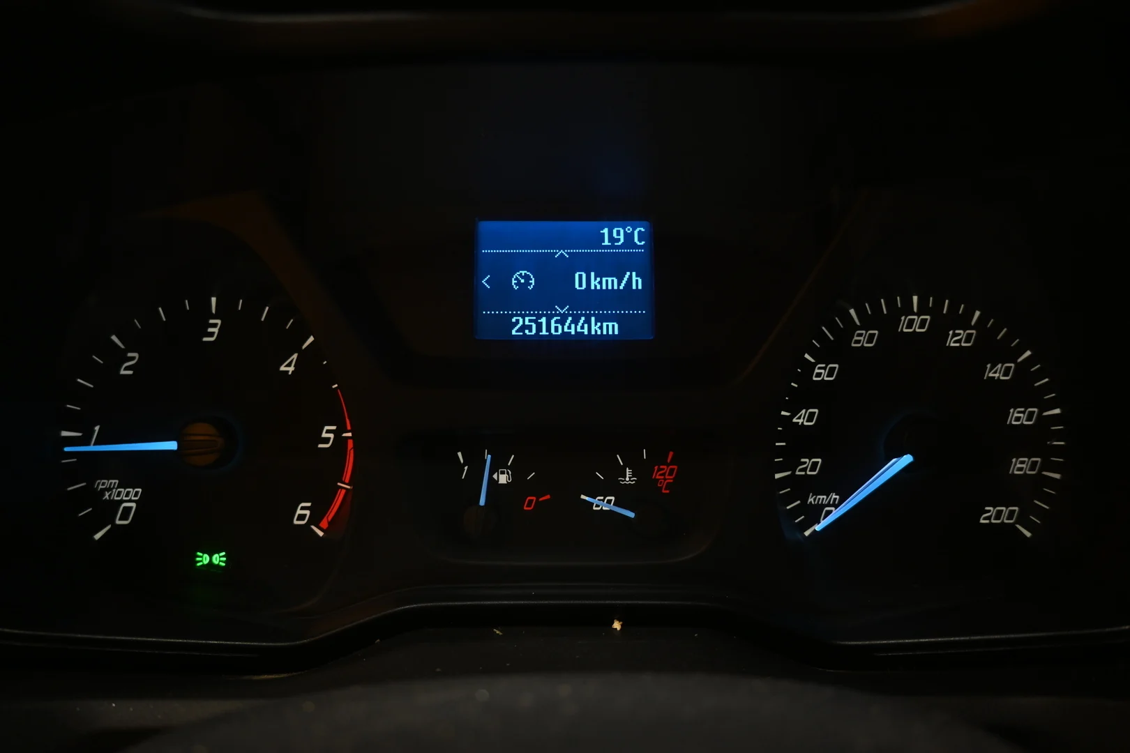 Car Image - 4jgvICCTDHjWTXQxBsexq5