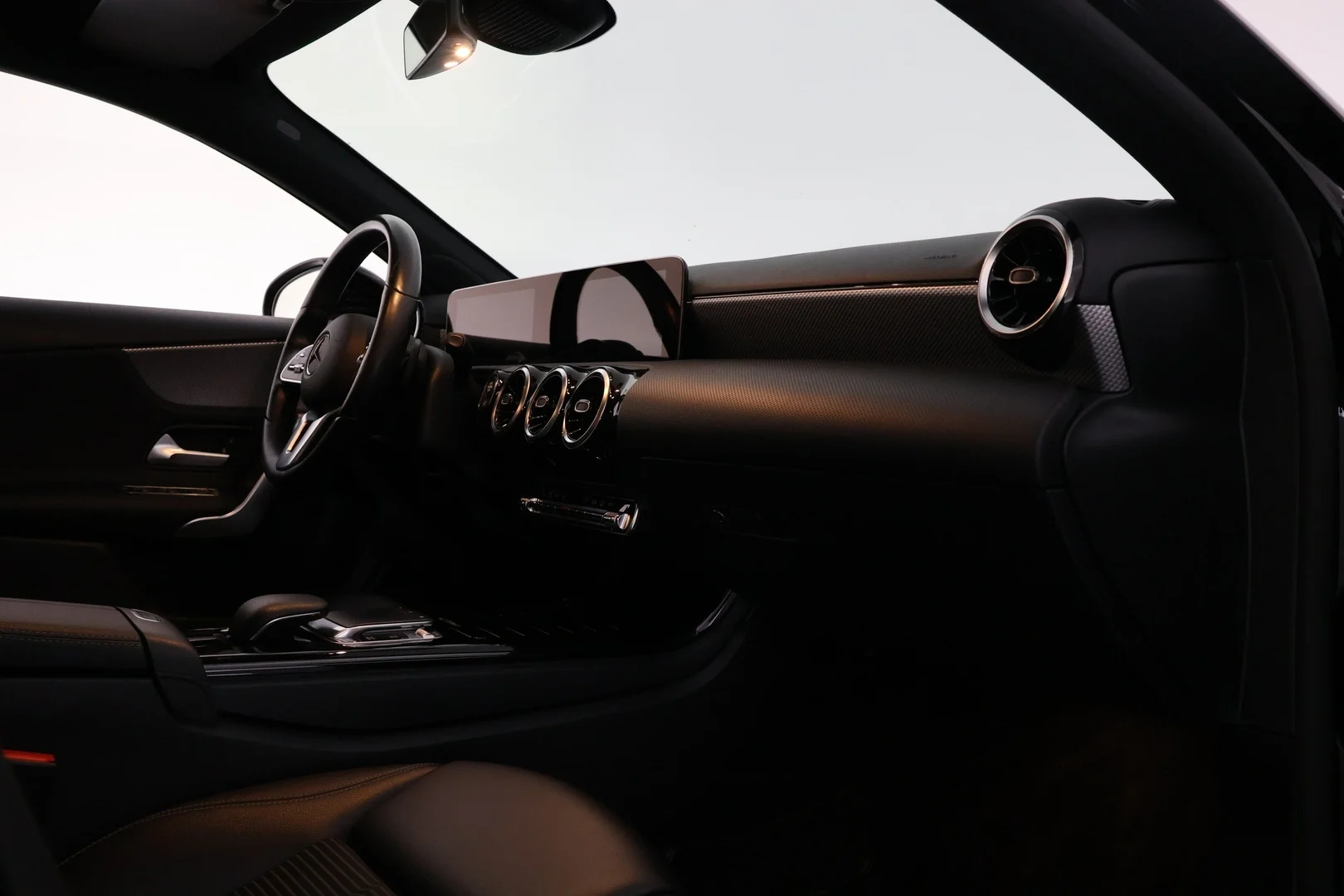 Car Image - 1xqqTilM2s5MIOs3Z6WB9E
