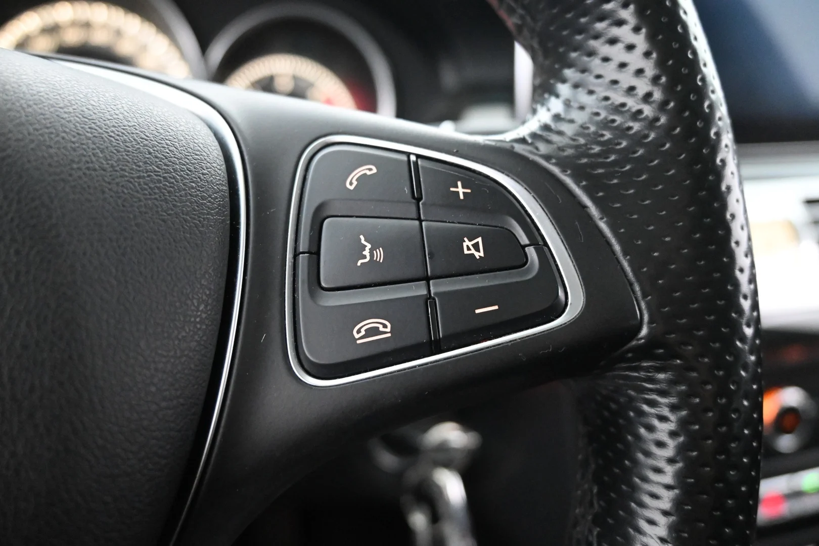 Car Image - 6DSDSpNN2xXRaA7FnMfU4M