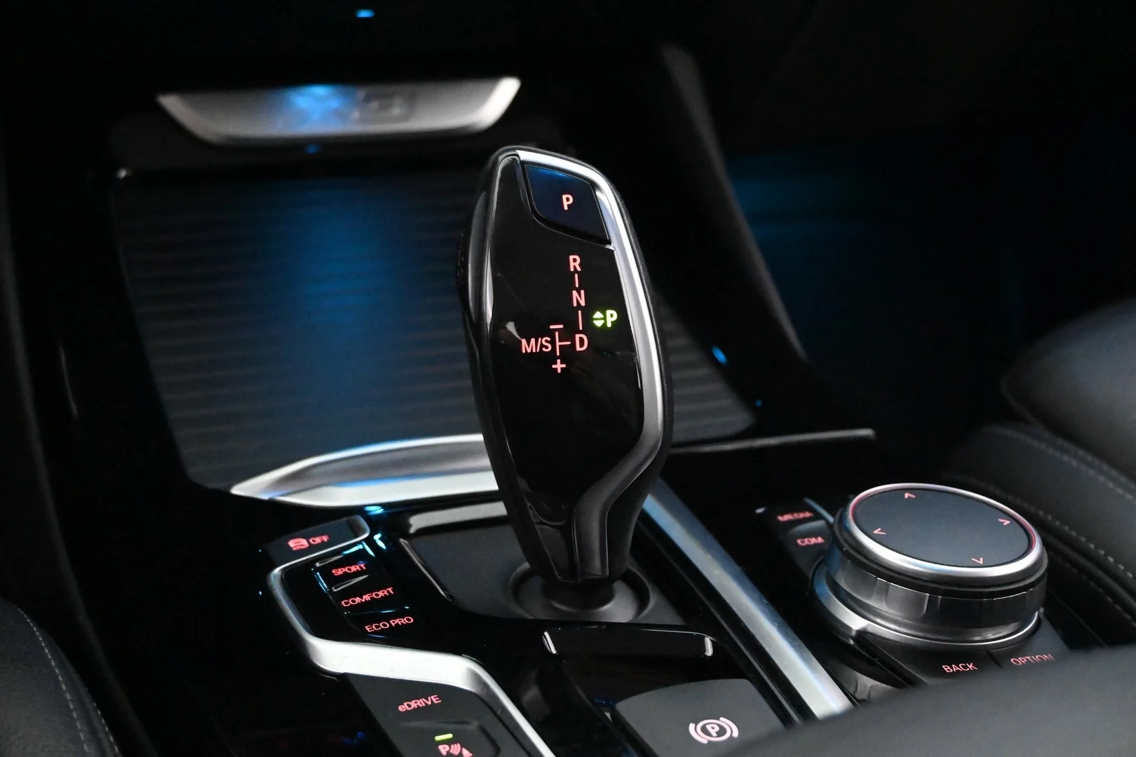 Car Image - 14DpfztxLfZ6IoKAFjaA1A