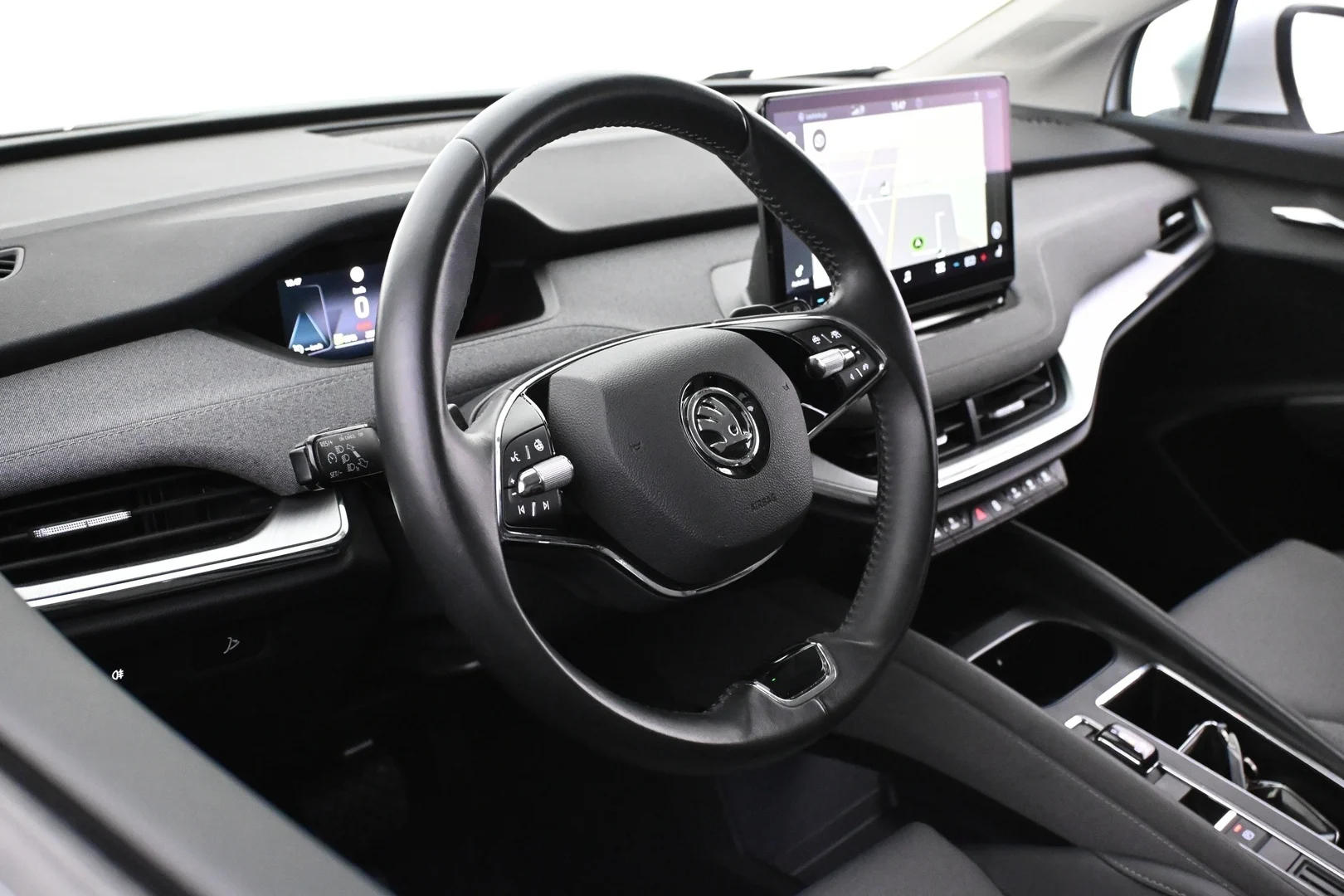 Car Image - 3I8aSDsIEcR9ZxqI6uGpyY
