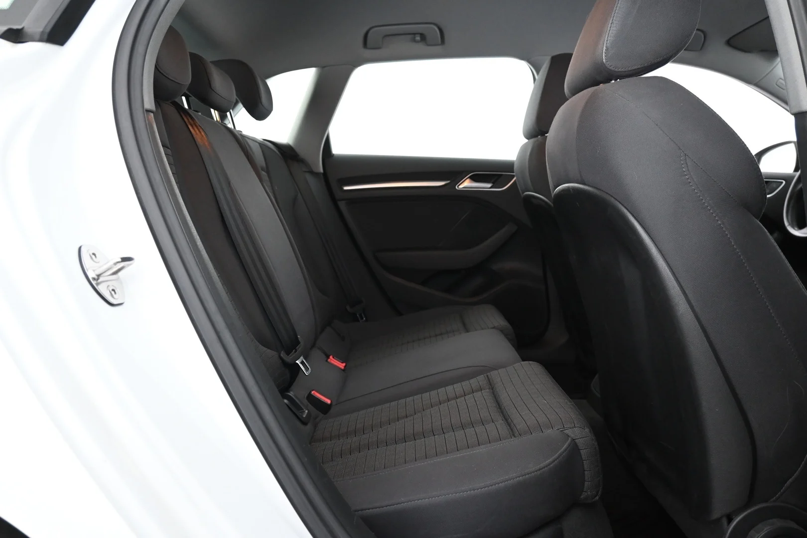Car Image - 147eS9S4nofgzw5k9M01KX