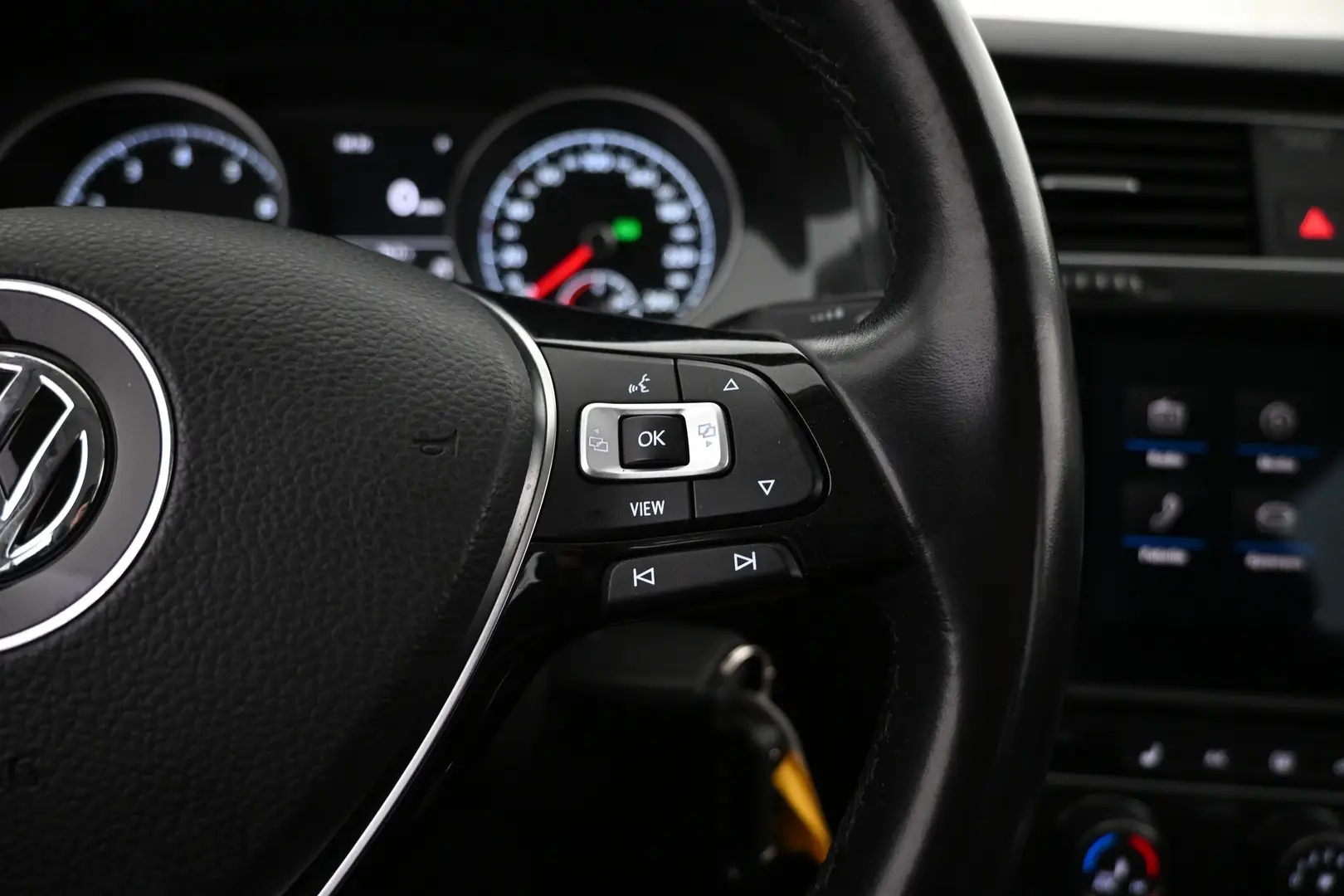 Car Image - 2DR7Ow70Xvn5tIHEfbgVDG
