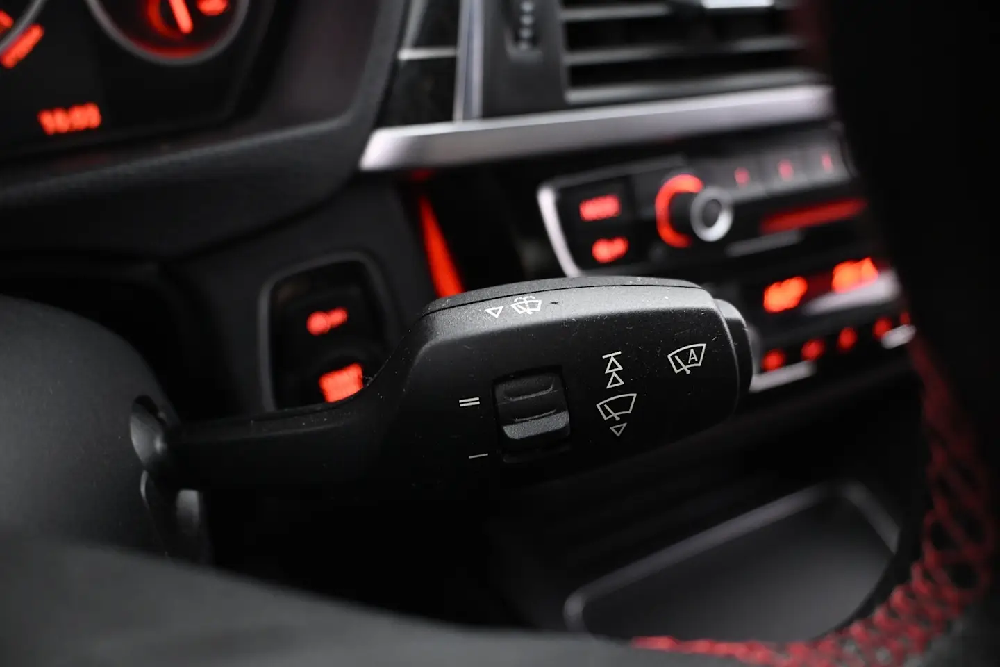 Car Image - 9wUrFsry32HuOTxy7sgyb