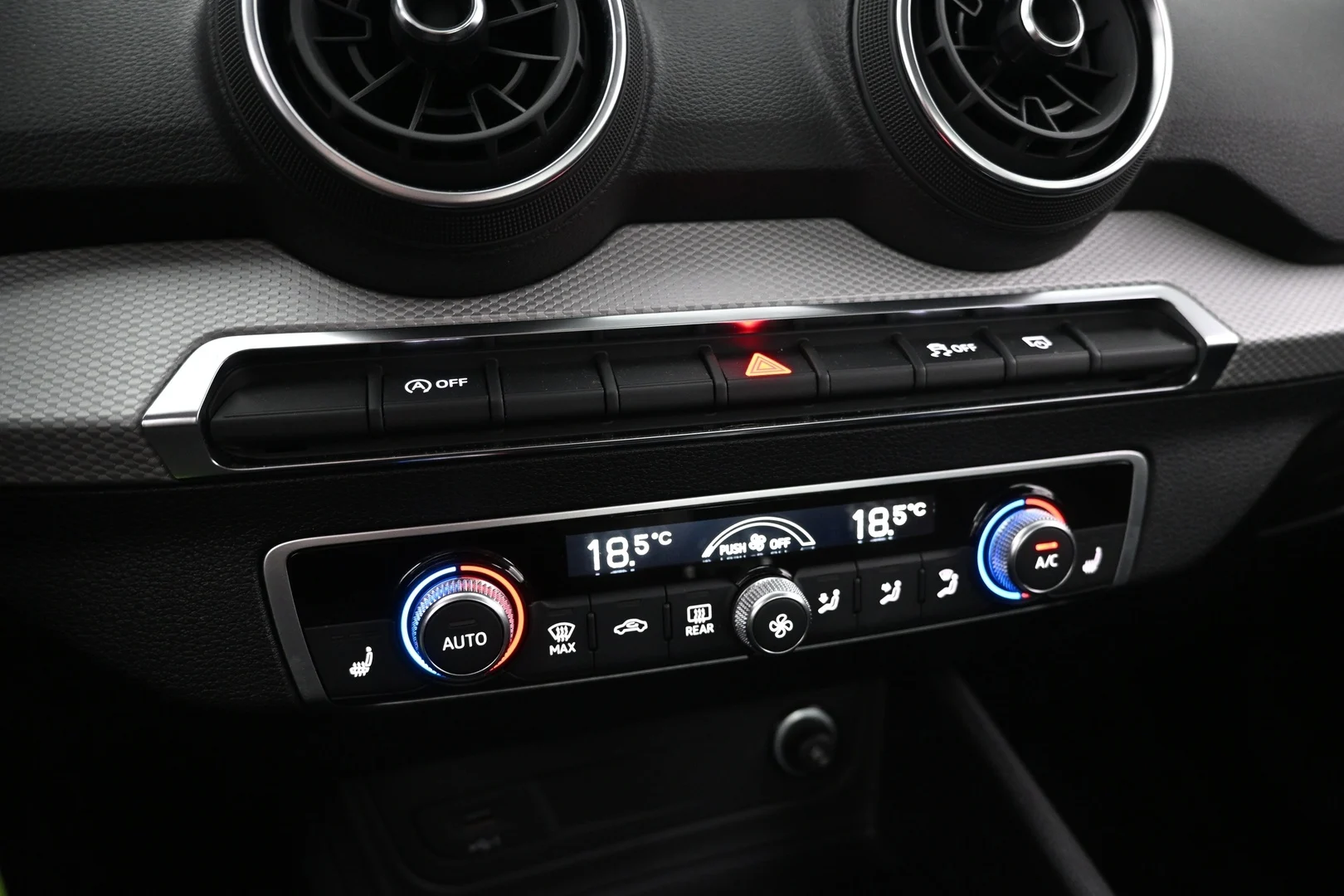 Car Image - 6cKqnYwE30jjVfNRVbUqIG