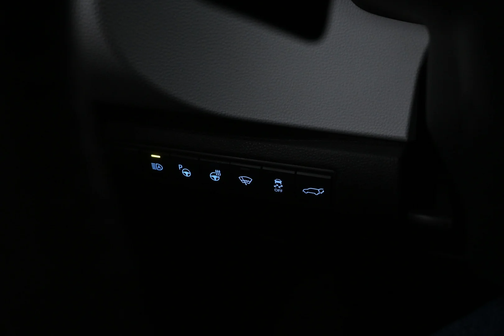 Car Image - 3MA4ACZvyUNNGXO9PeNb7z