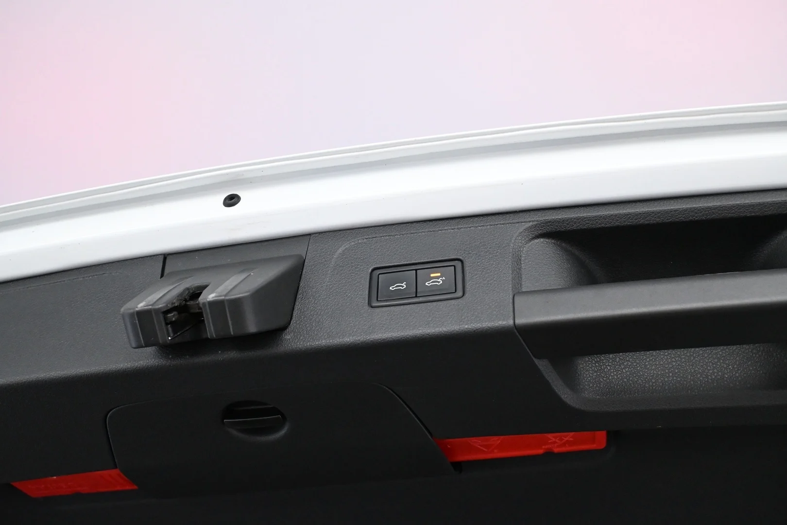 Car Image - 1LtnoyLZX0pyrjpMjGBBvu