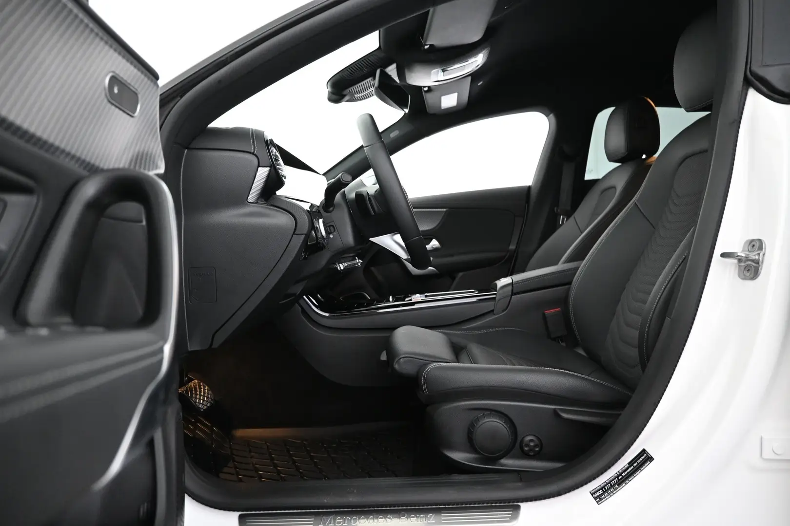 Car Image - 29sx2sKxEASAi6crPaMyM6