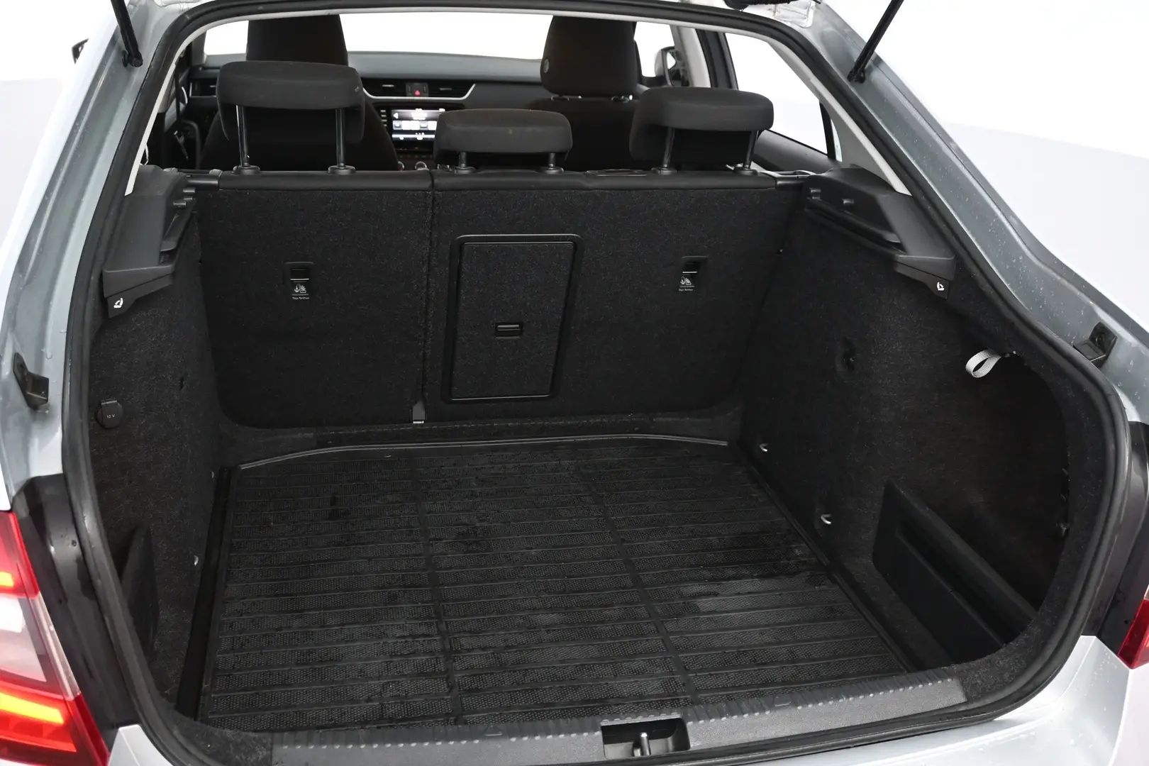 Car Image - 5UxozruUhcRIn5c3jeUMLm