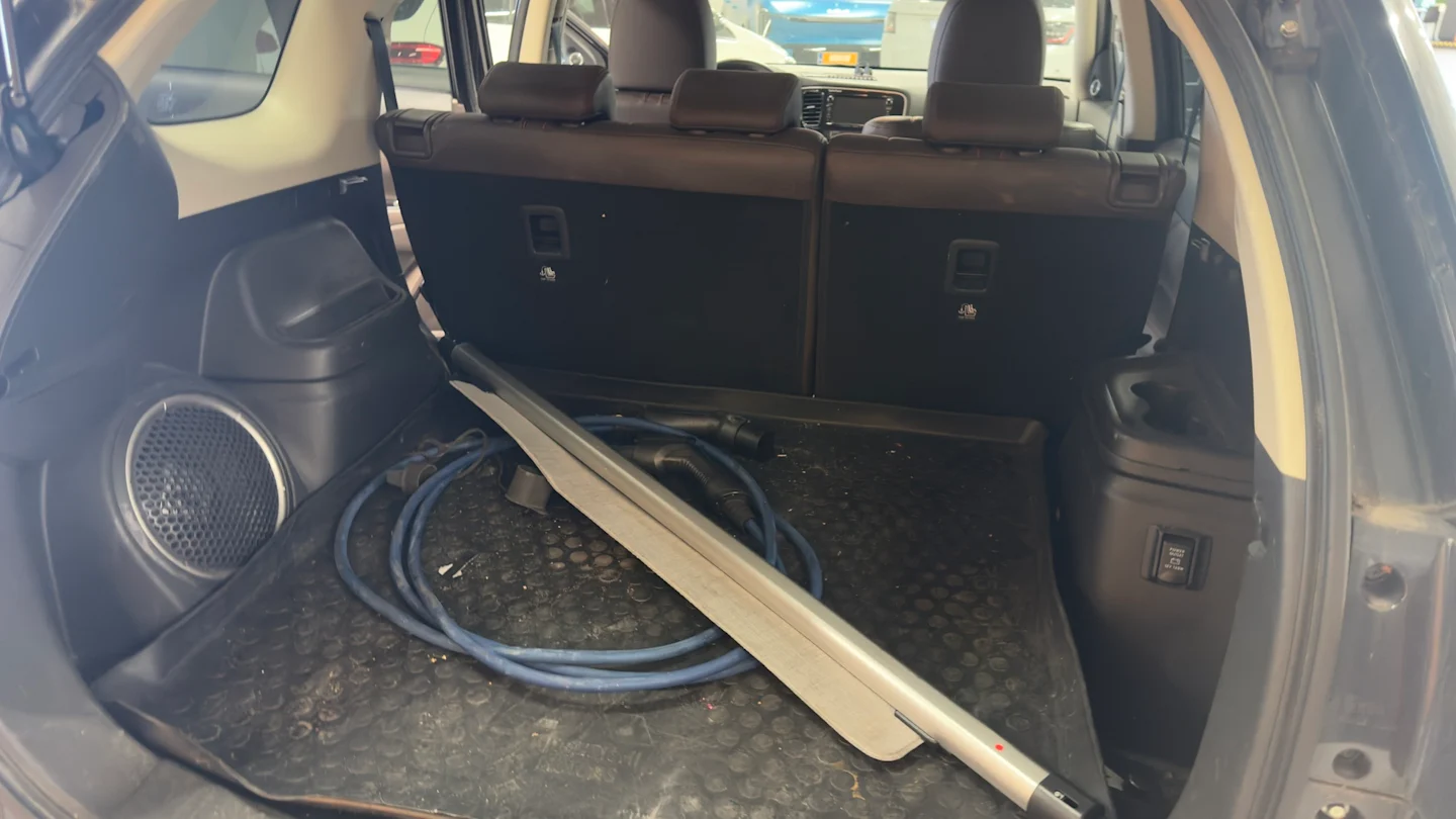Car Image - 2al6FEdZ6H6WhMz0dQvOtM