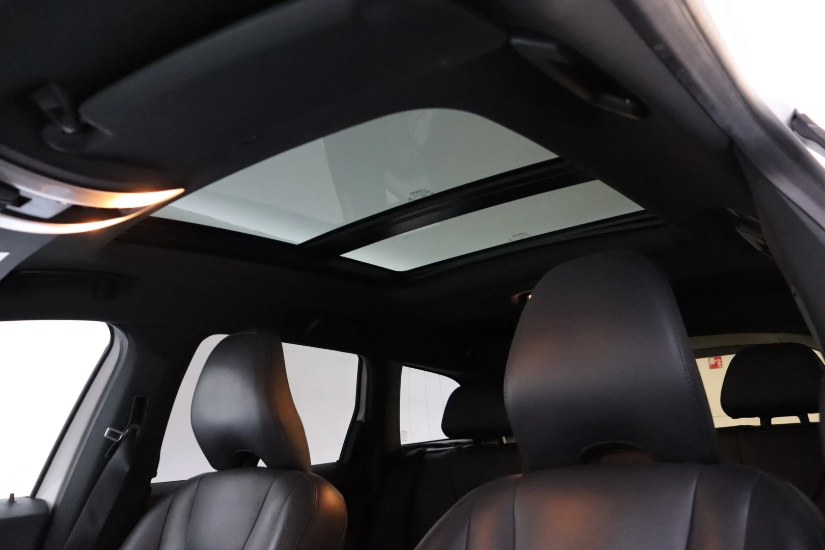 Car Image - zzFXEmwgh06aQRE17Oc88