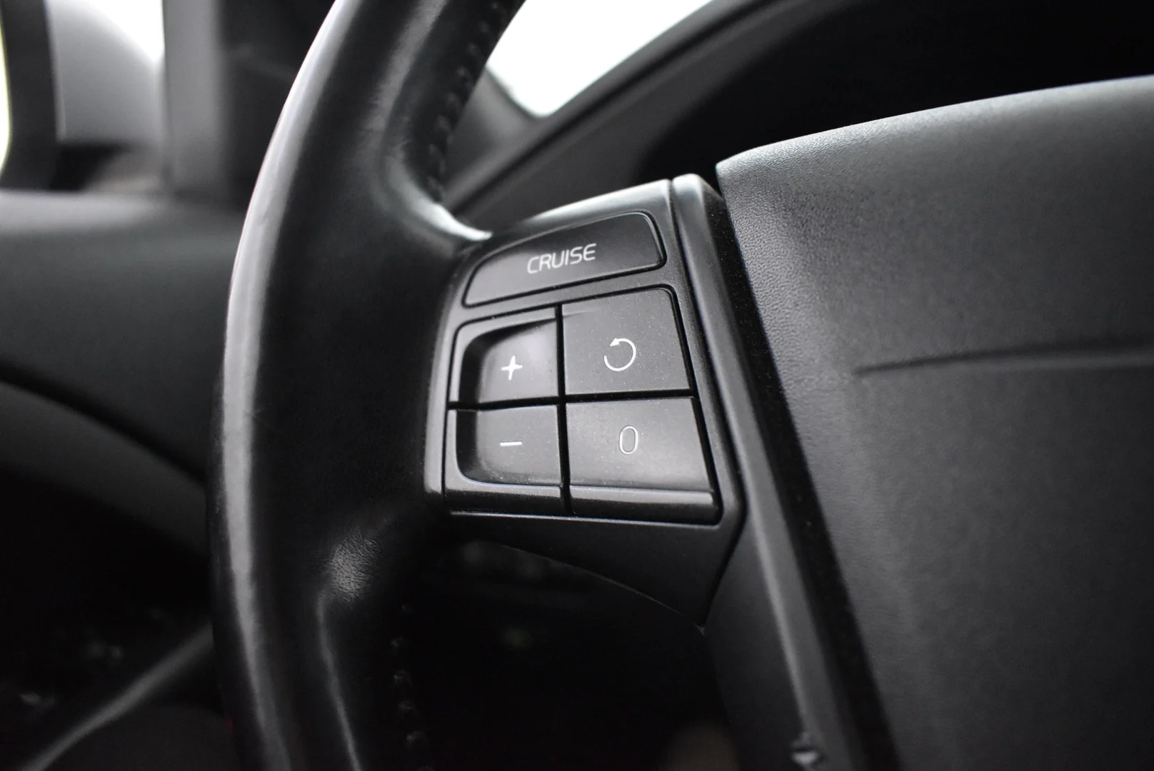Car Image - 3uHdg8DNfKtLS3vcfZwMd4
