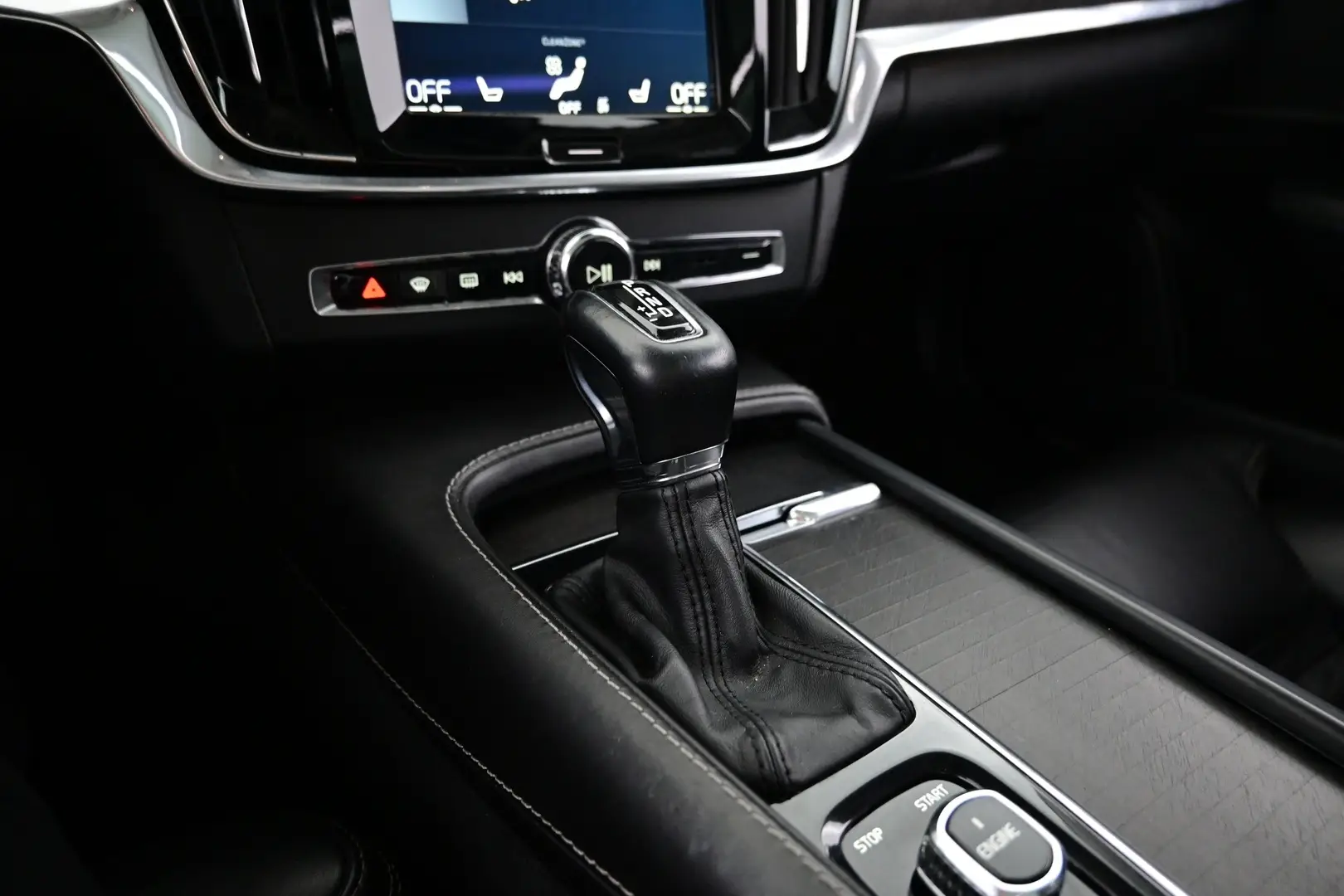 Car Image - 3VK3ocxJmTwgUd2F43Bqwk