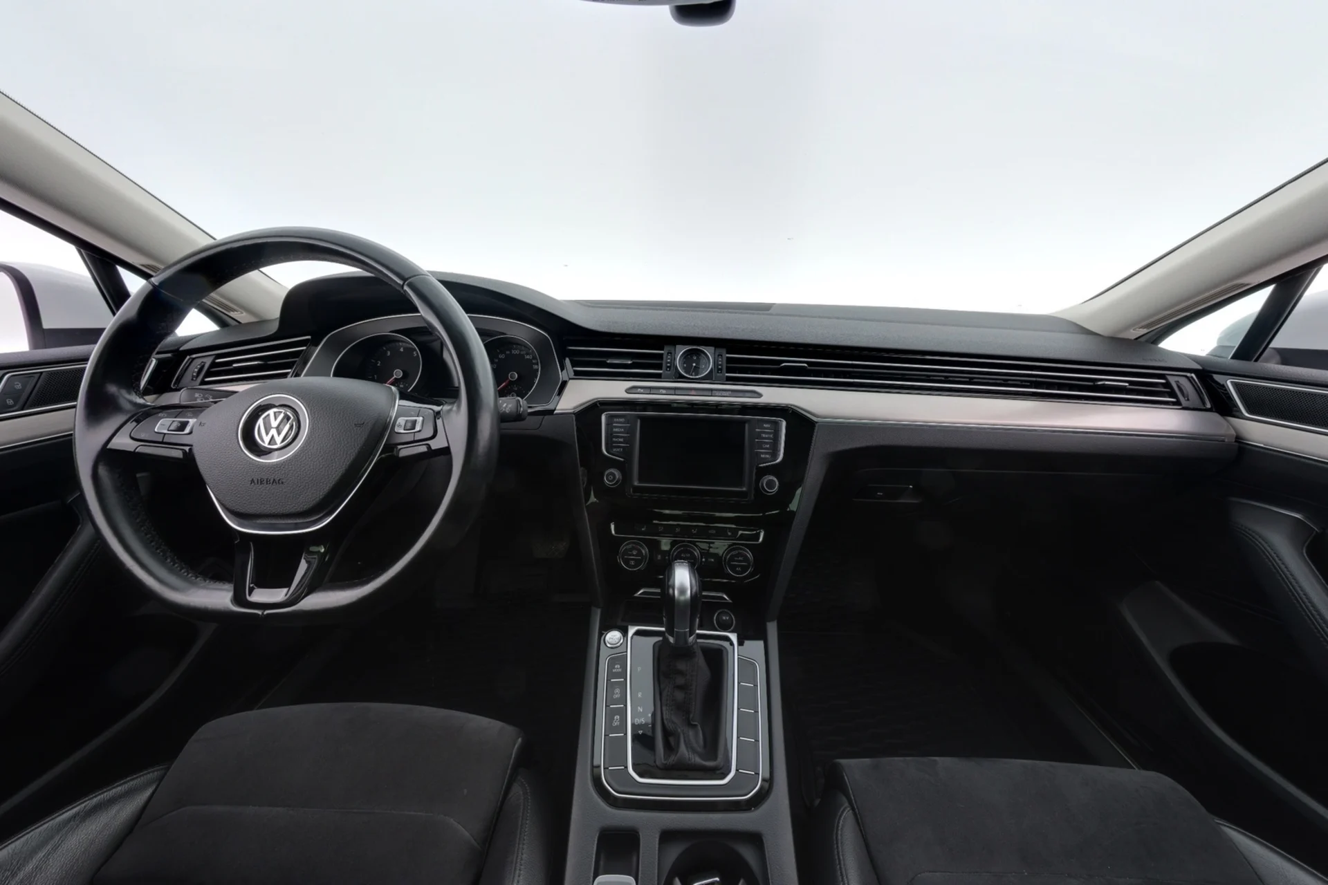 Car Image - 3sQIPFMmKCXQL4A5UK0UZ6