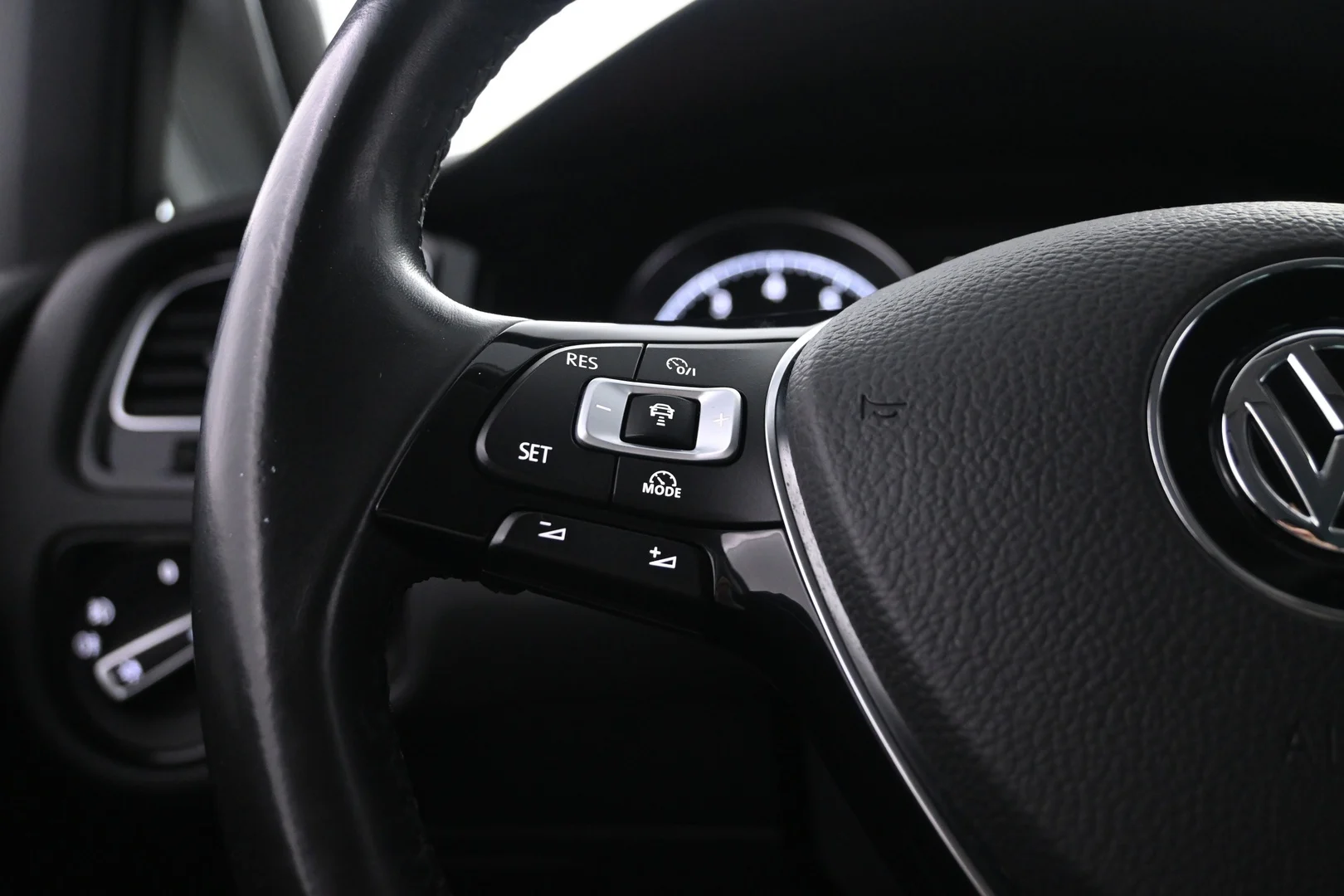Car Image - 1KFUbP4SBkyEaAkqhEjVrG