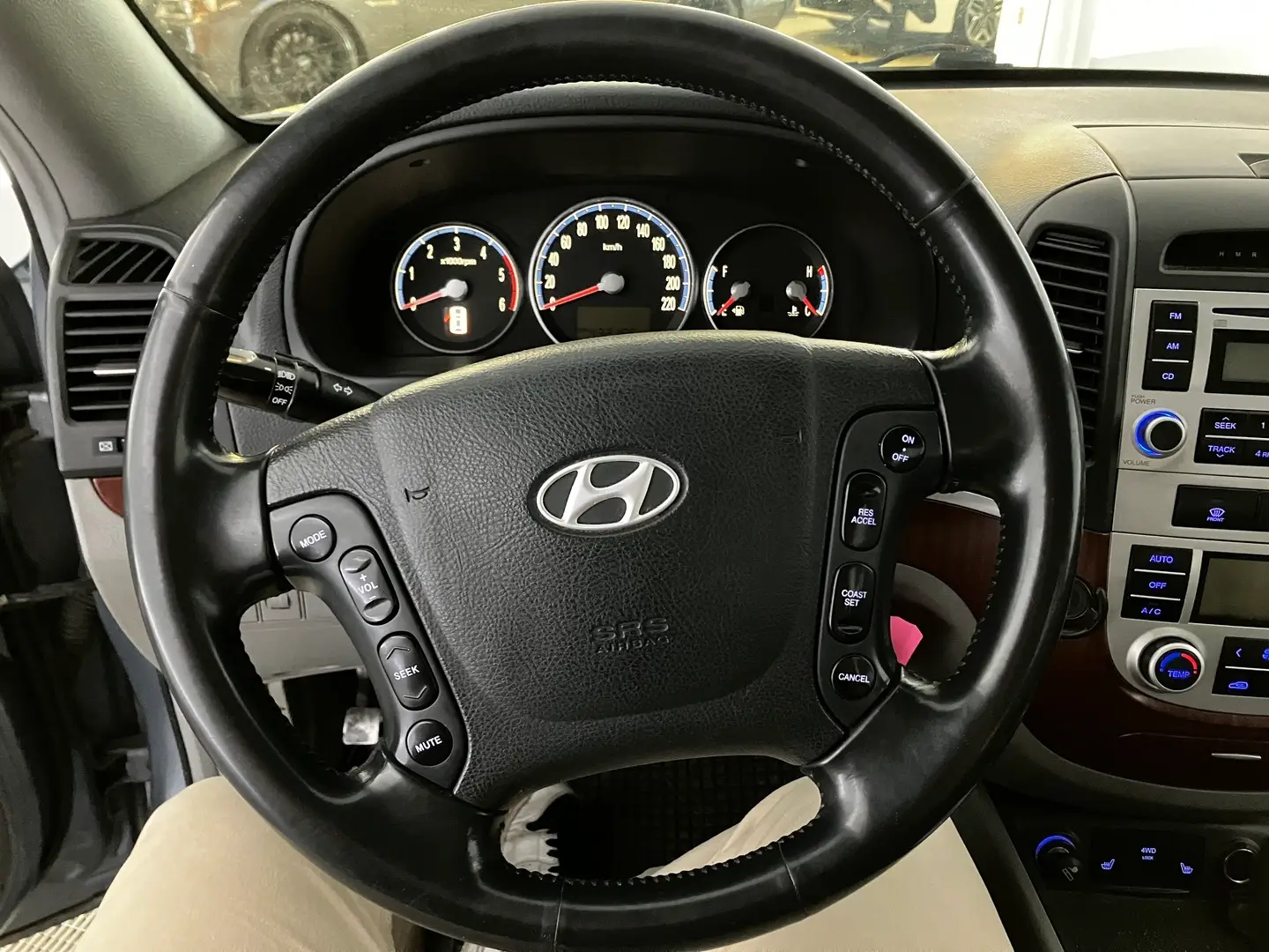 Car Image - 4zXcZF5zDbFL2SNcu7M1vG