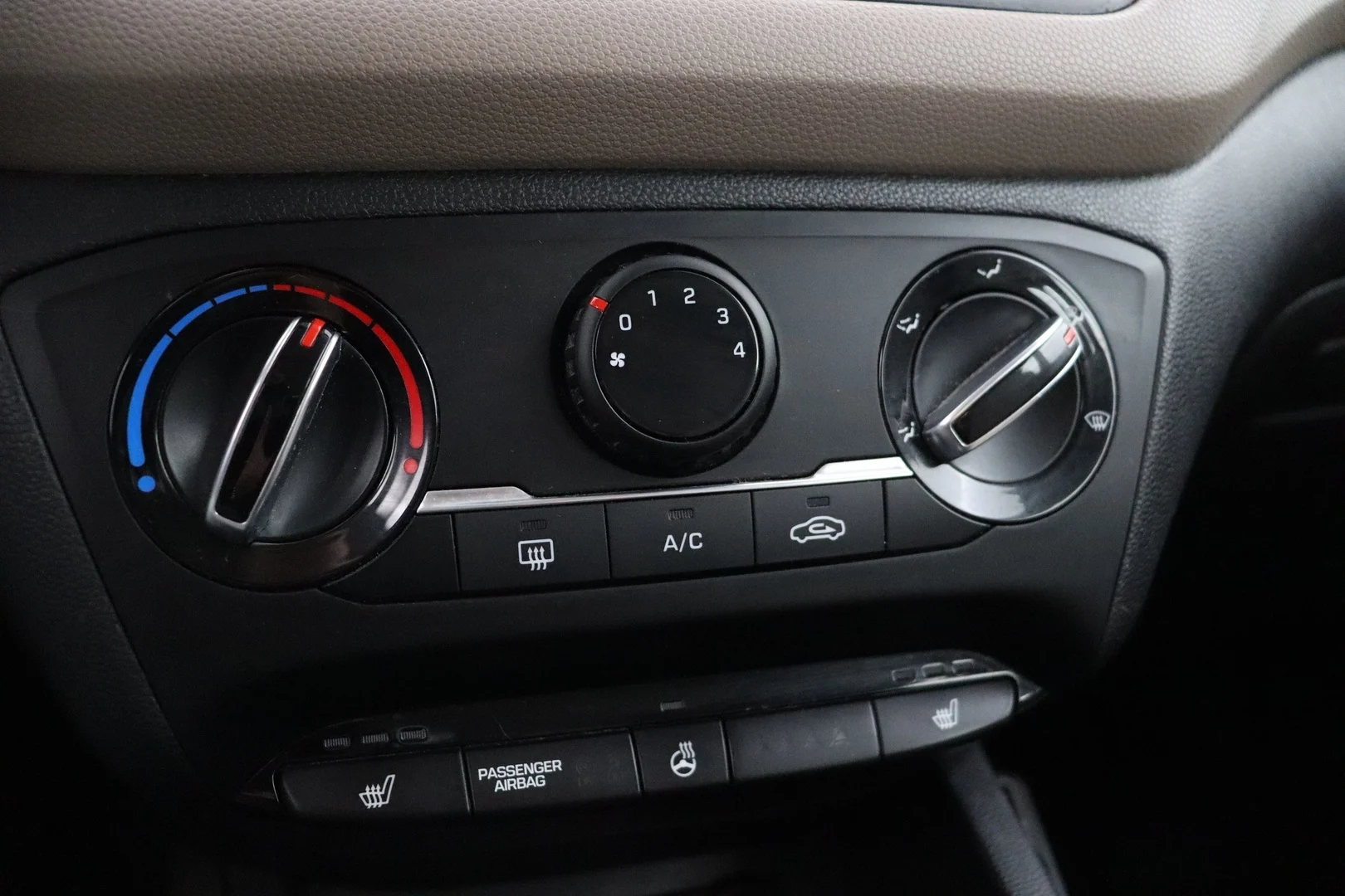 Car Image - 6AifX88beZmtFvWCubJbGY